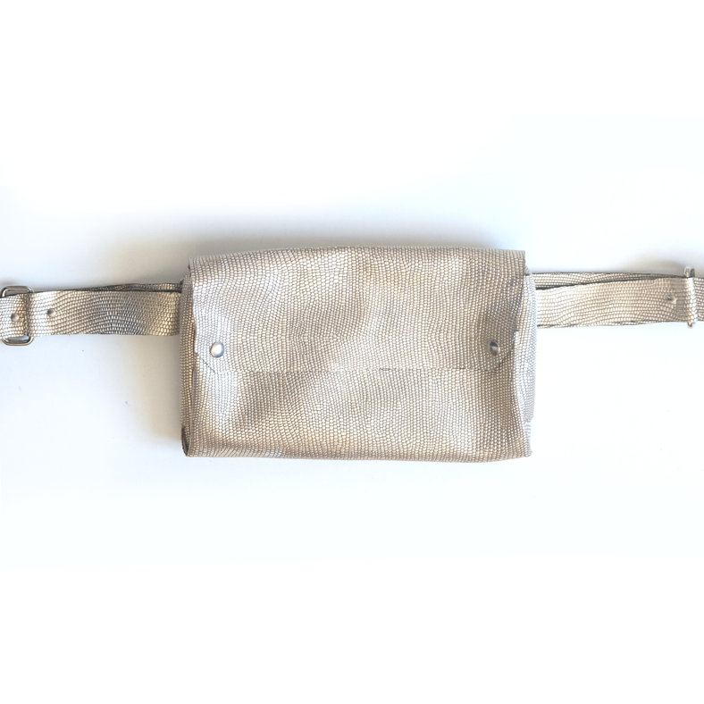 Sac banane en cuir métallisé or clair