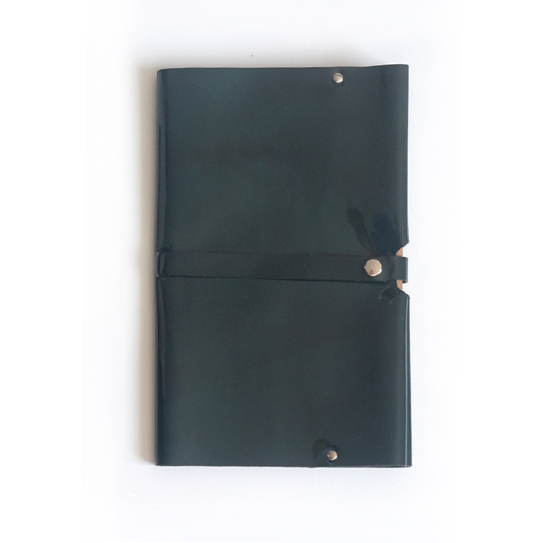 Porte carnet en cuir verni vert foncé