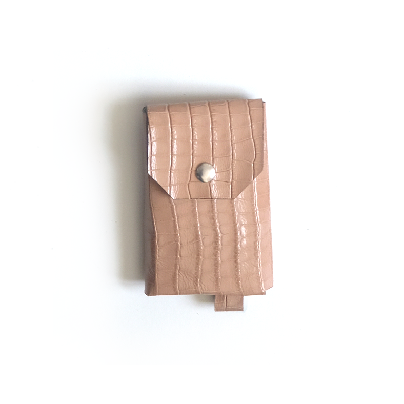 Porte-monnaie cuir beige rosé effet croco
