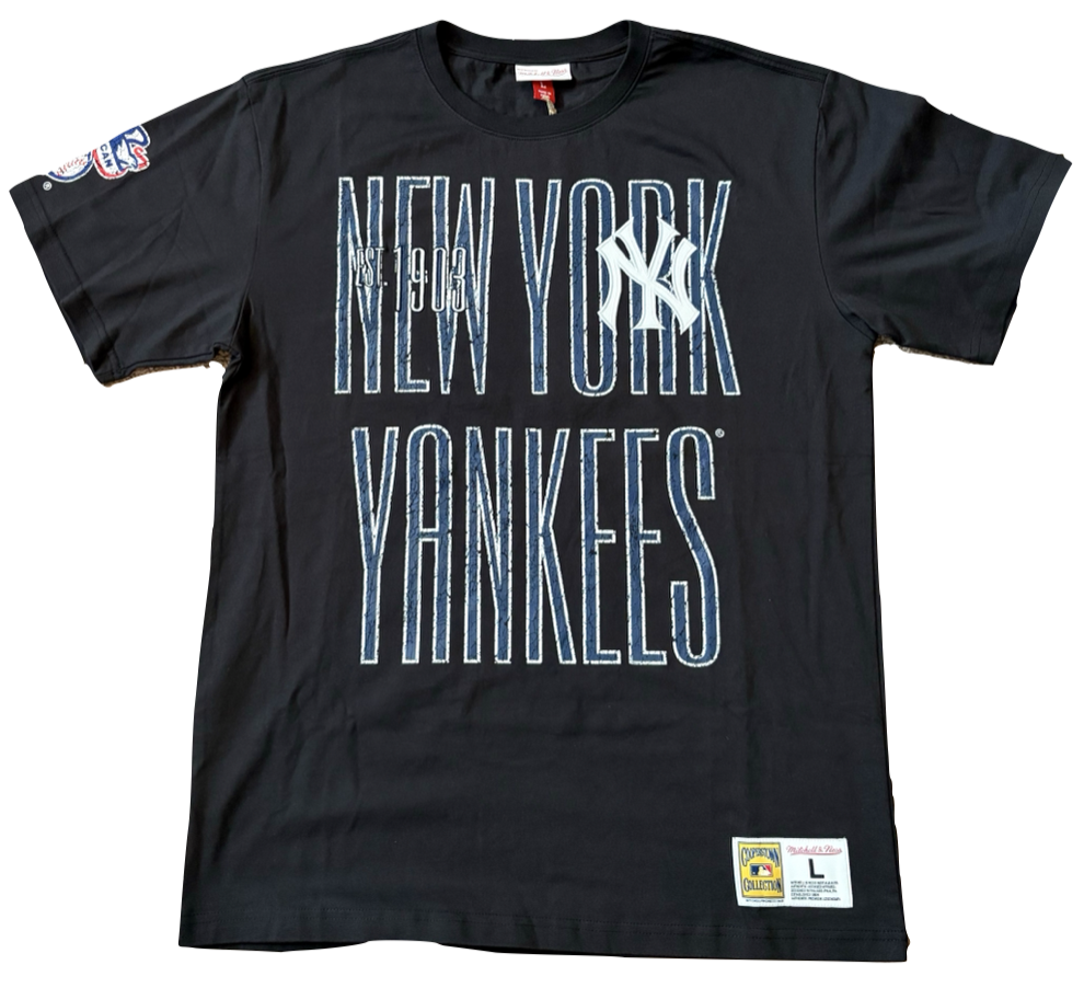 Mitchell & Ness New York Yankees Team Origins Shirt