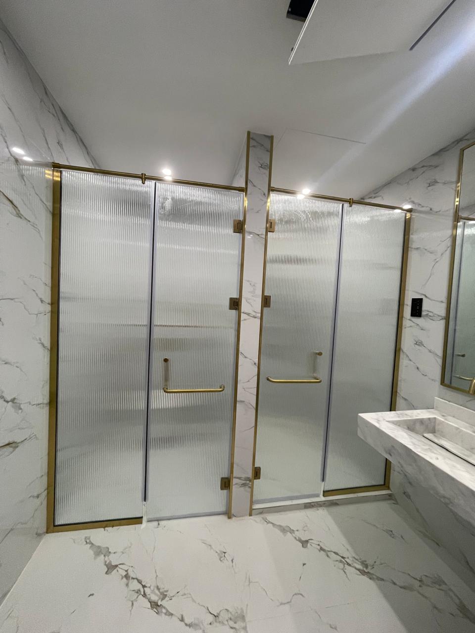 Luxury Glass Shower Enclosure