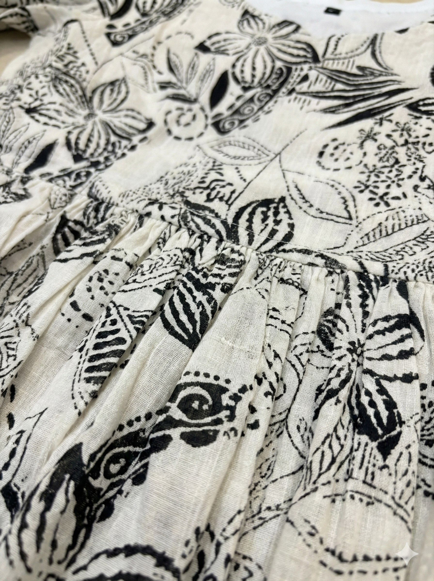 Monochrome Floral & Leaf Print Tiered Maxi Dress