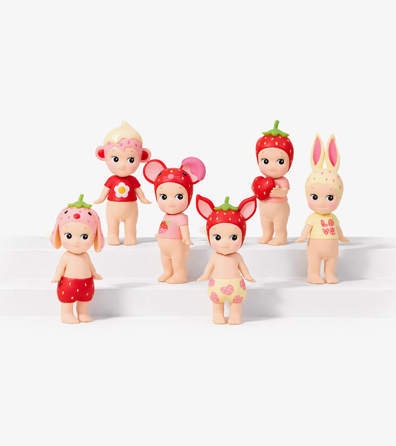 Strawberry Love - Sonny Angel