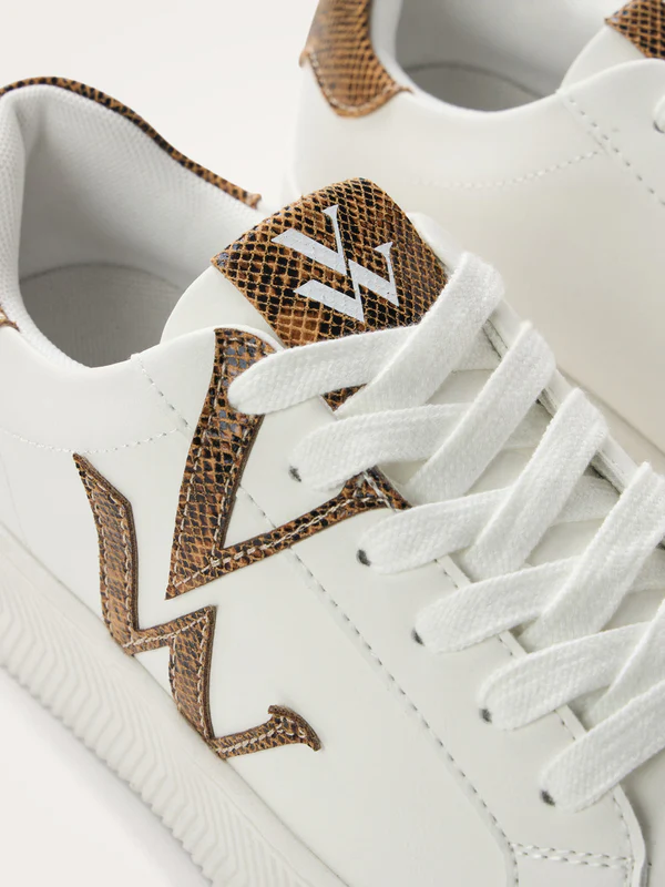 Baskets Lou, Python - Vanessa Wu