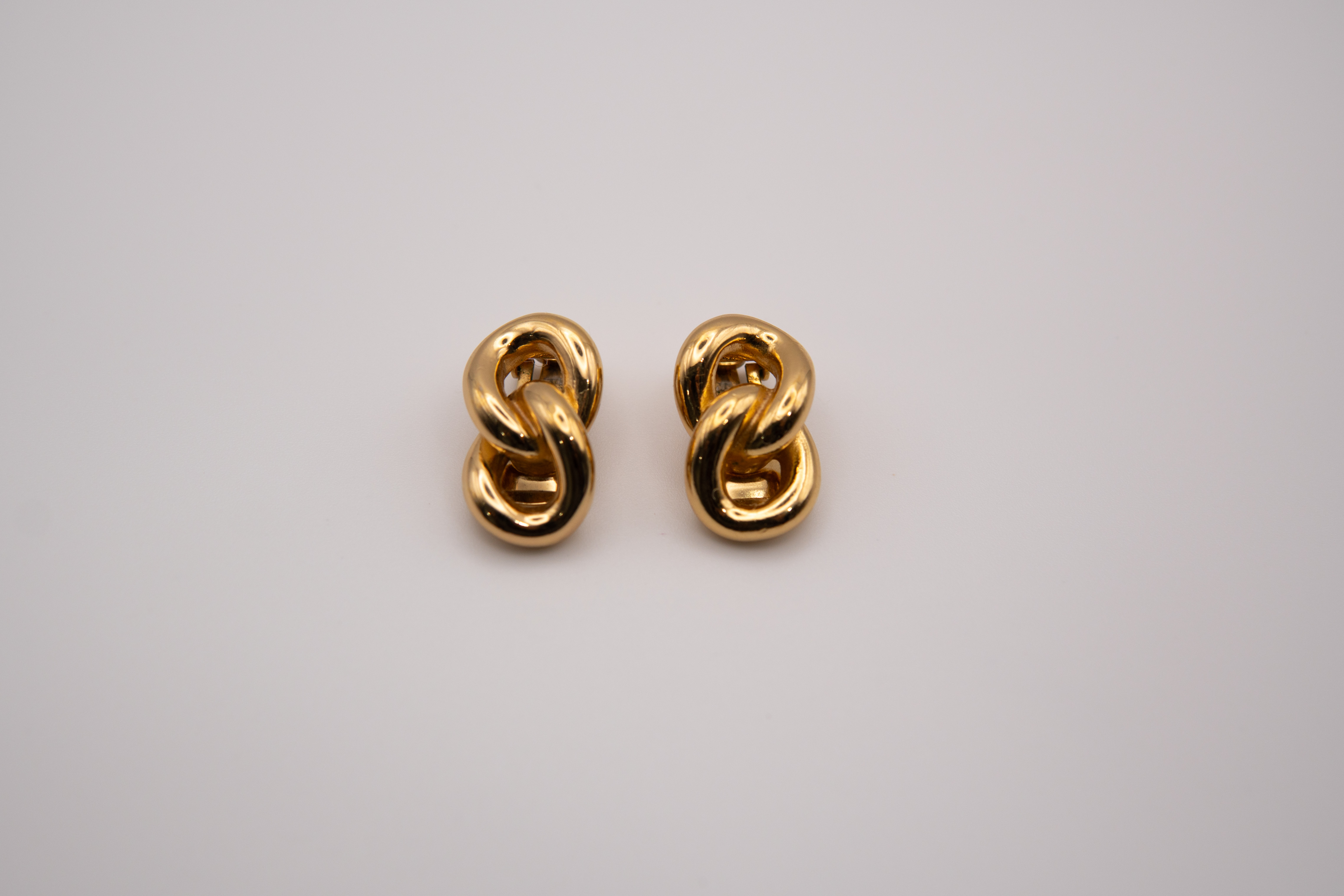 Authentic Christian Dior Vintage Chain Link Clip-On Earrings