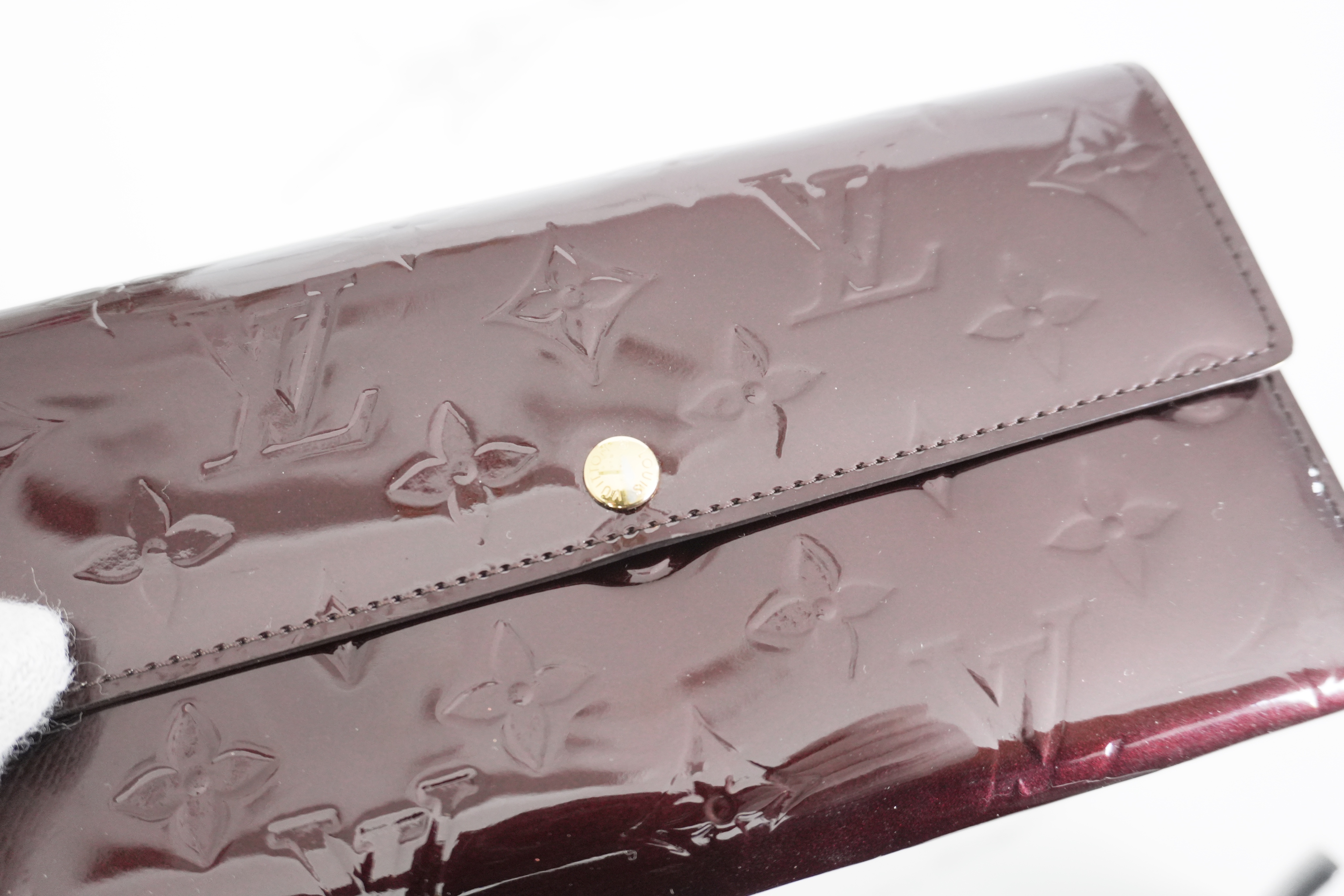 Authentic Louis Vuitton Monogram Vernis Porte Feuille Sarah Long Bifold Wallet