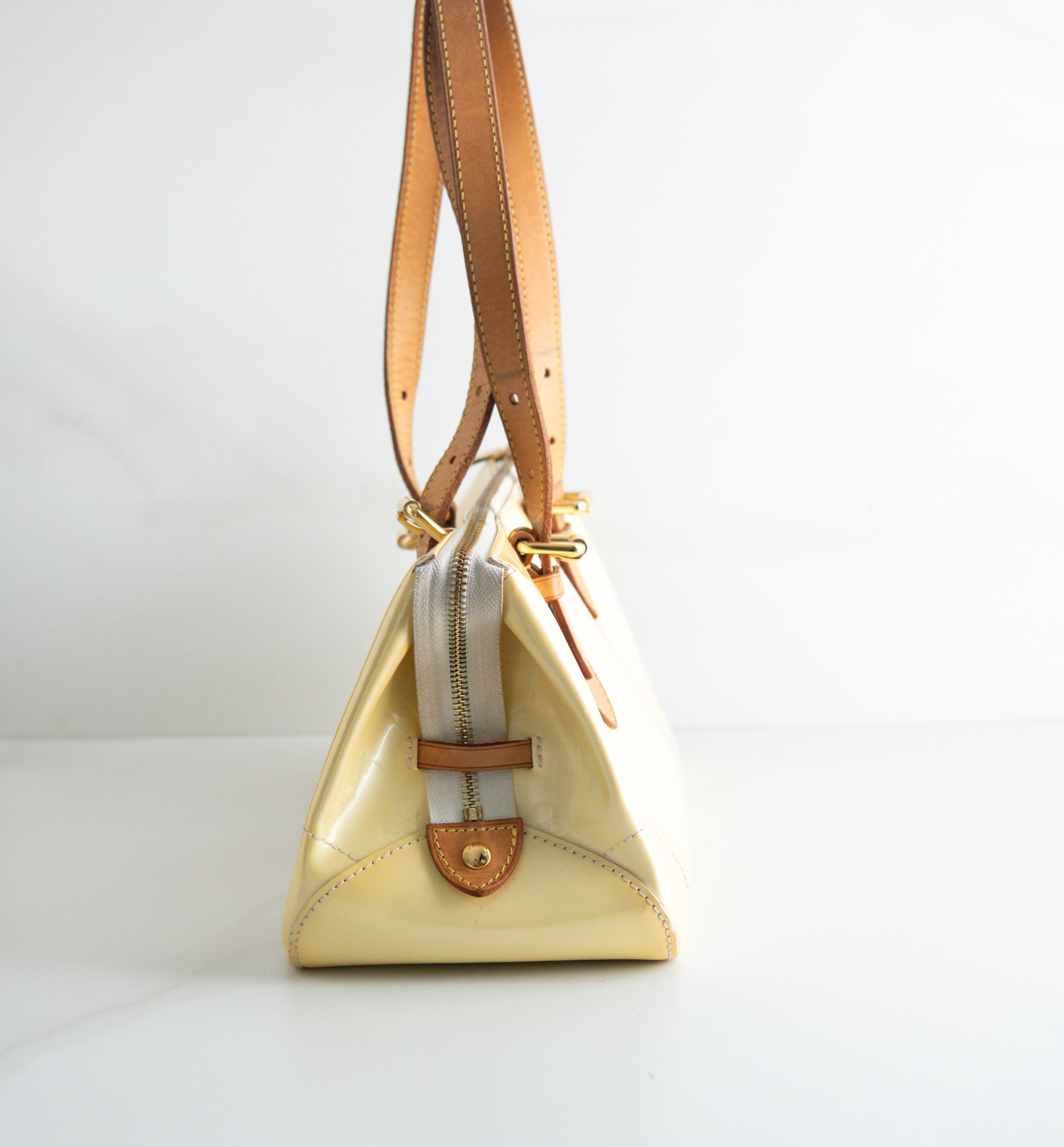 Authentic Louis Vuitton Pastel Yellow Vernis Leather Rosewood Avenue Shoulder Bag