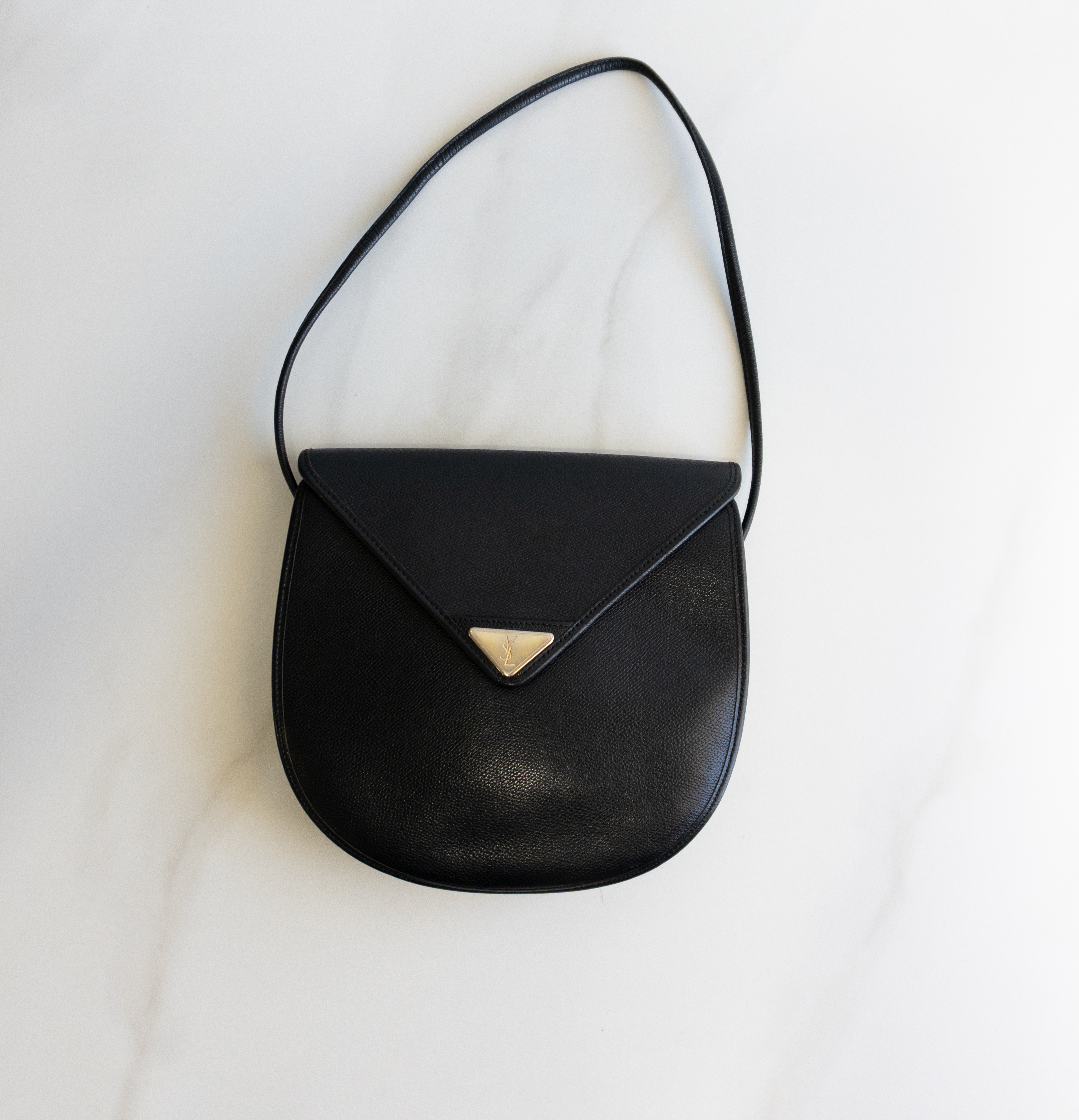 Authentic Yves Saint Laurent Shoulder Bag Black Leather Gold Plate