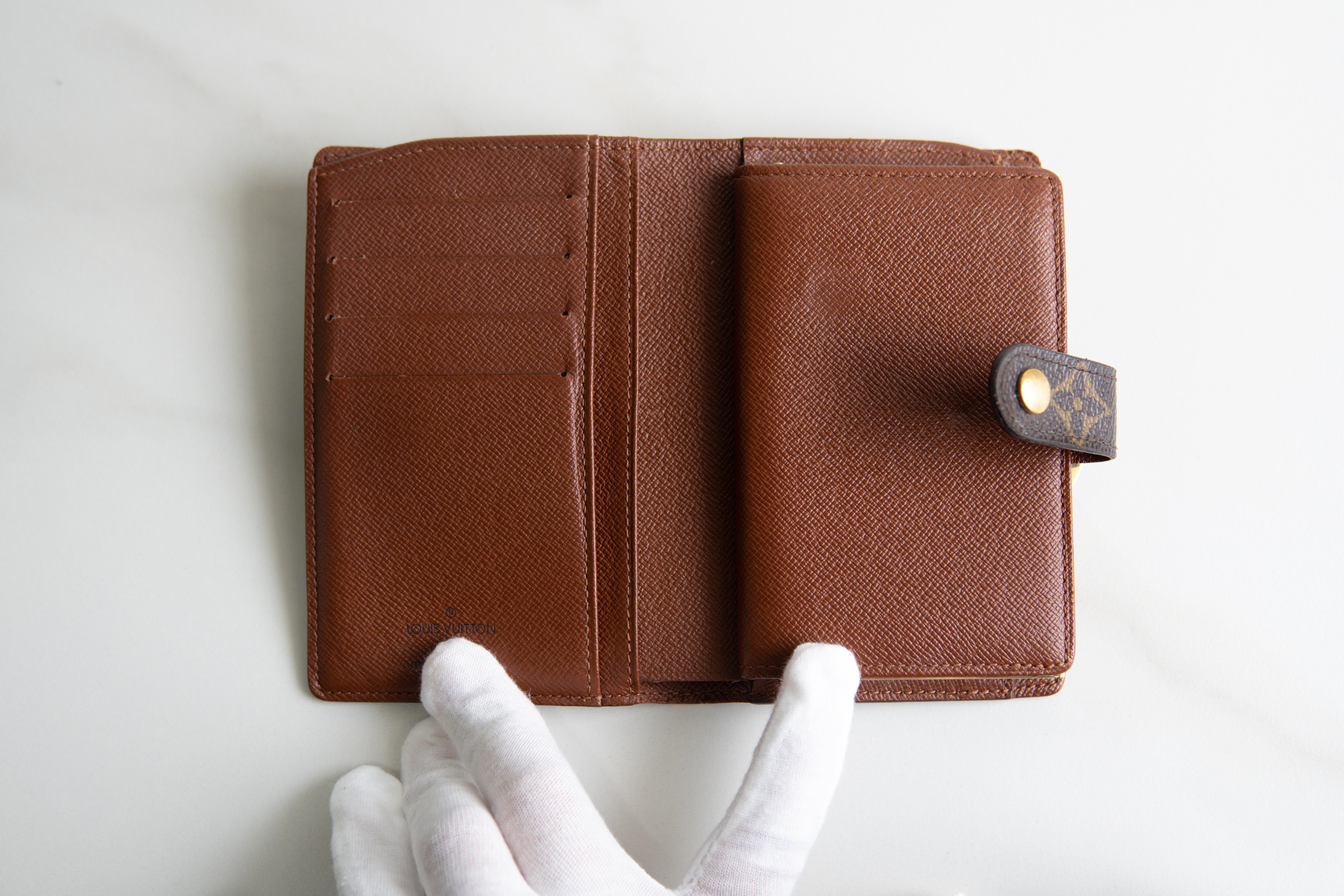 Authentic Louis Vuitton Monogram Canvas Porte-Monnaie Viennois Wallet TH0054