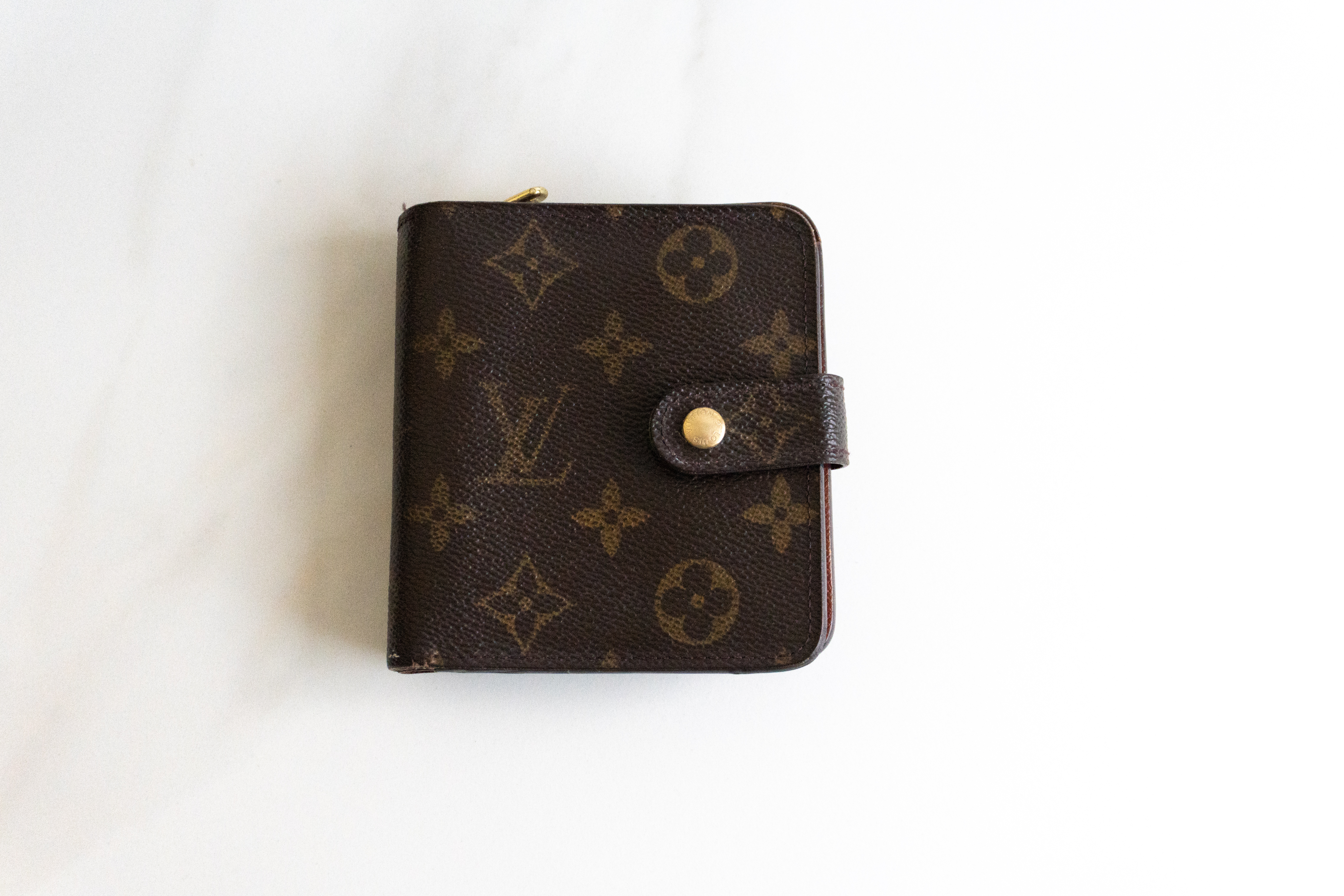 Authentic Louis Vuitton Monogram Compact Zippe Wallet