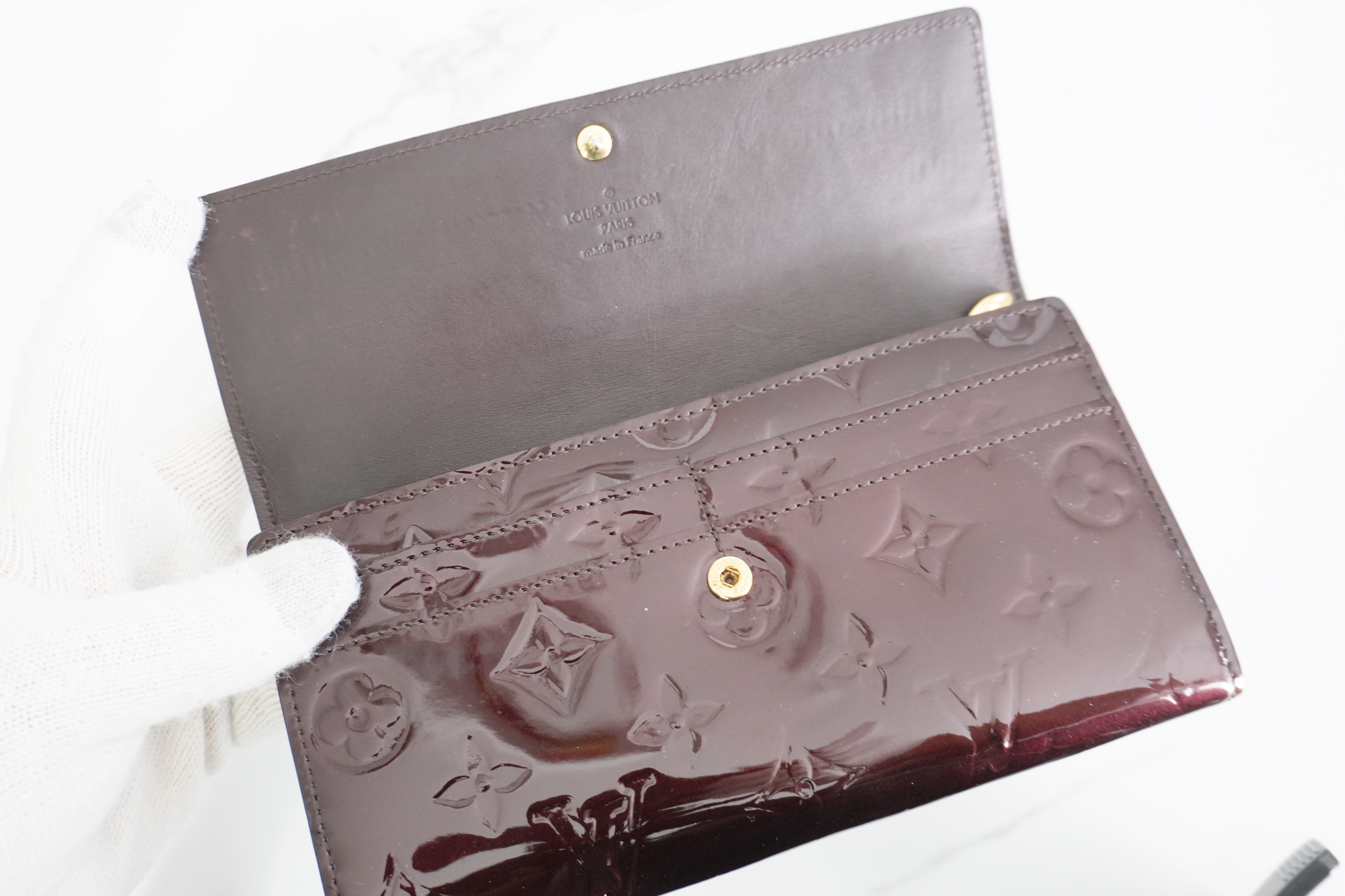 Authentic Louis Vuitton Monogram Vernis Porte Feuille Sarah Long Bifold Wallet