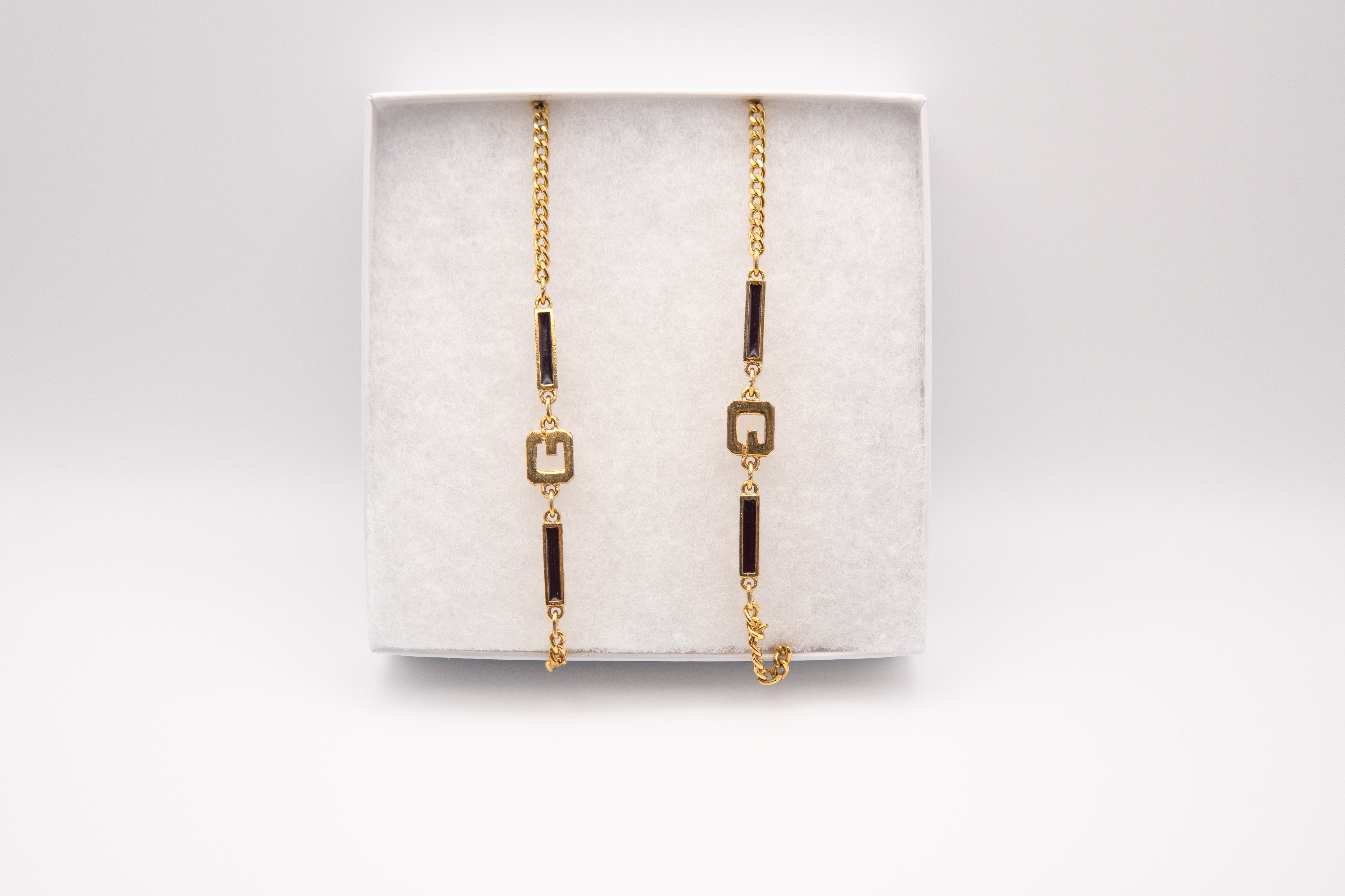 Authentic Givenchy Vintage Enamel G Station Necklace