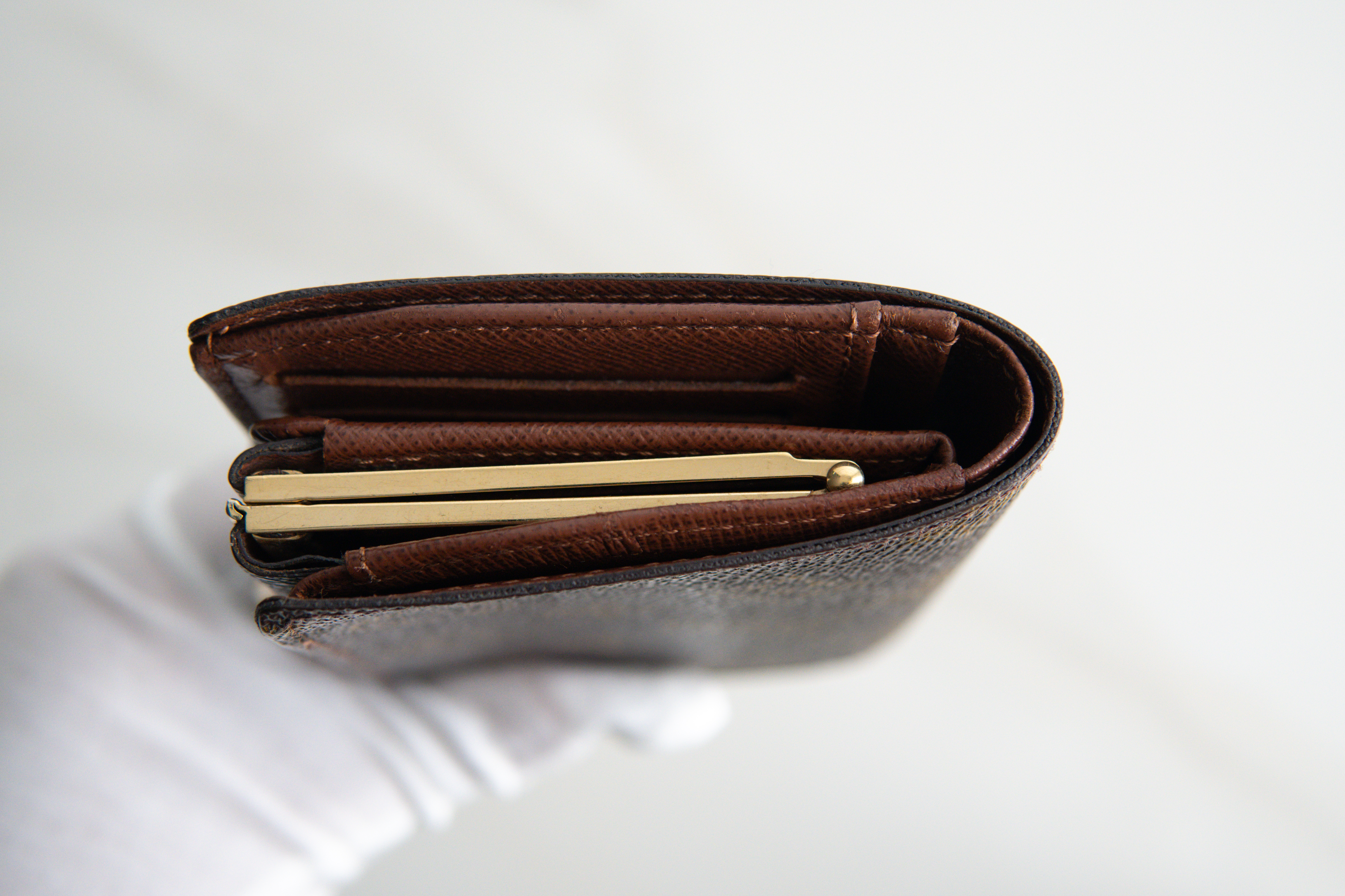 Authentic Louis Vuitton Monogram Canvas Porte-Monnaie Viennois Wallet MI1172