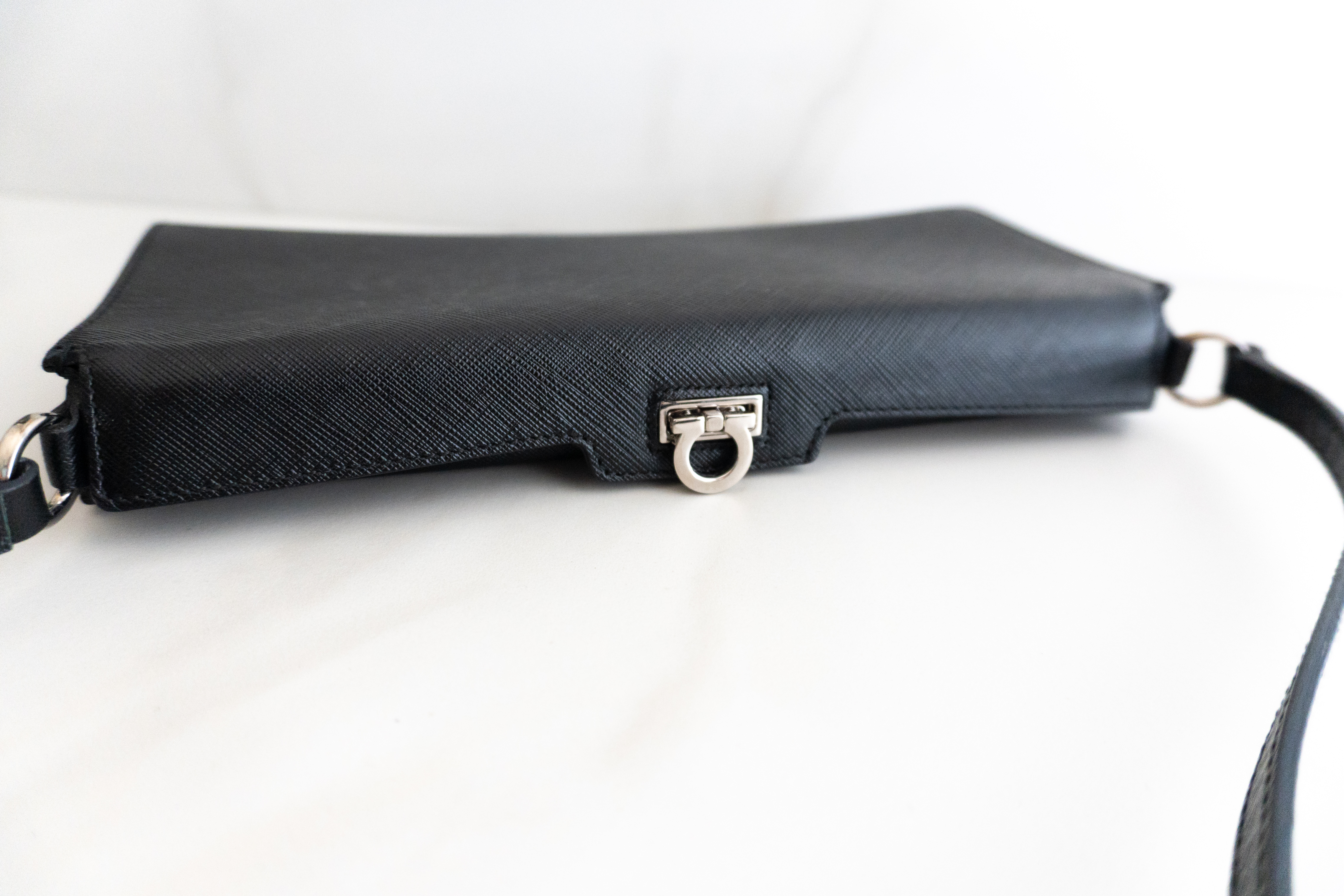 Authentic Salvatore Ferragamo Gancini Shoulder Bag Leather Black