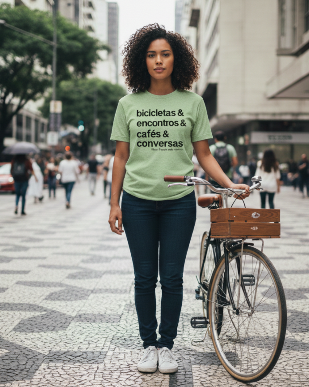 Camiseta "Ideias em Movimento"