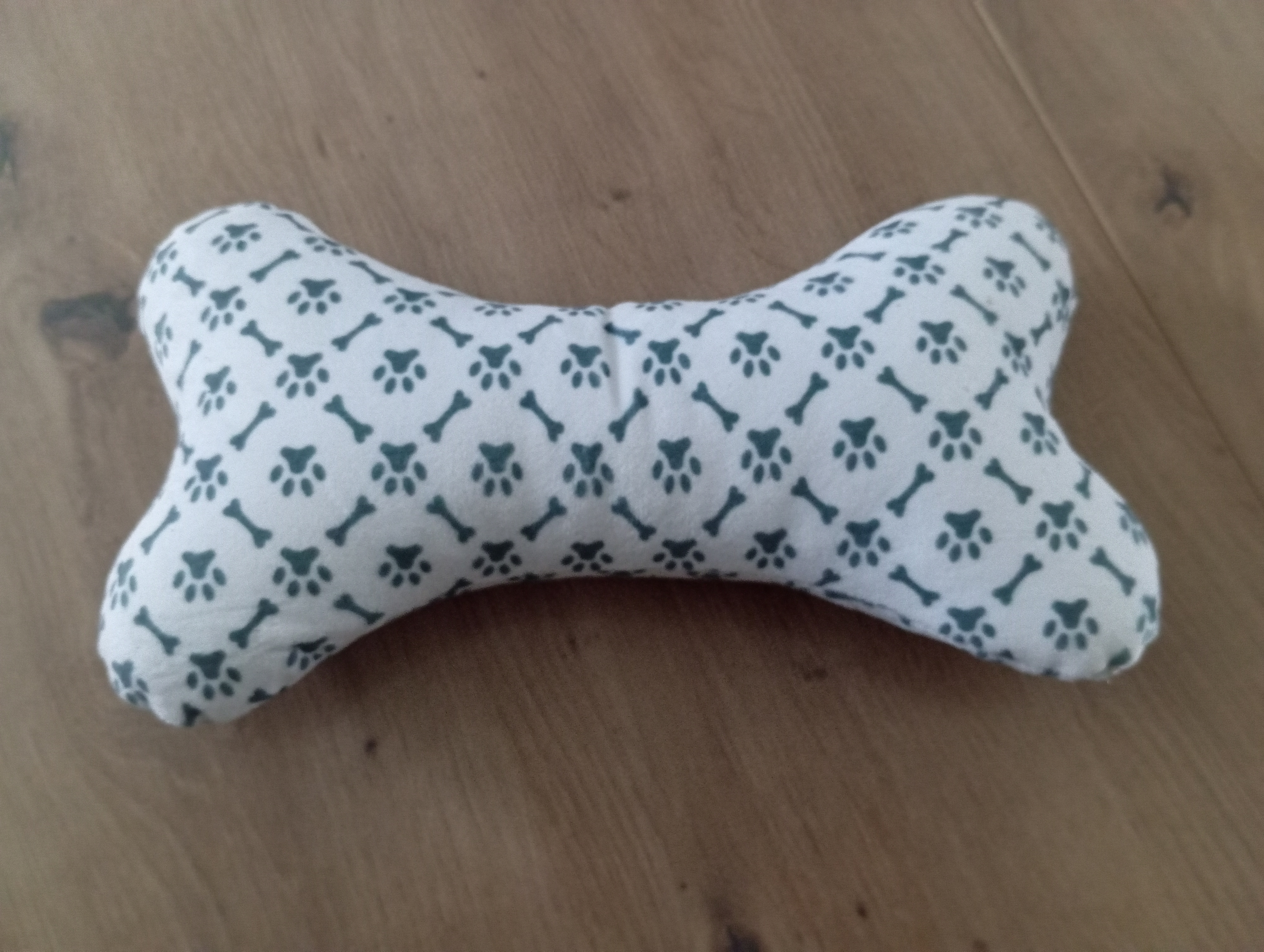 Jouet en forme d'os pour chien