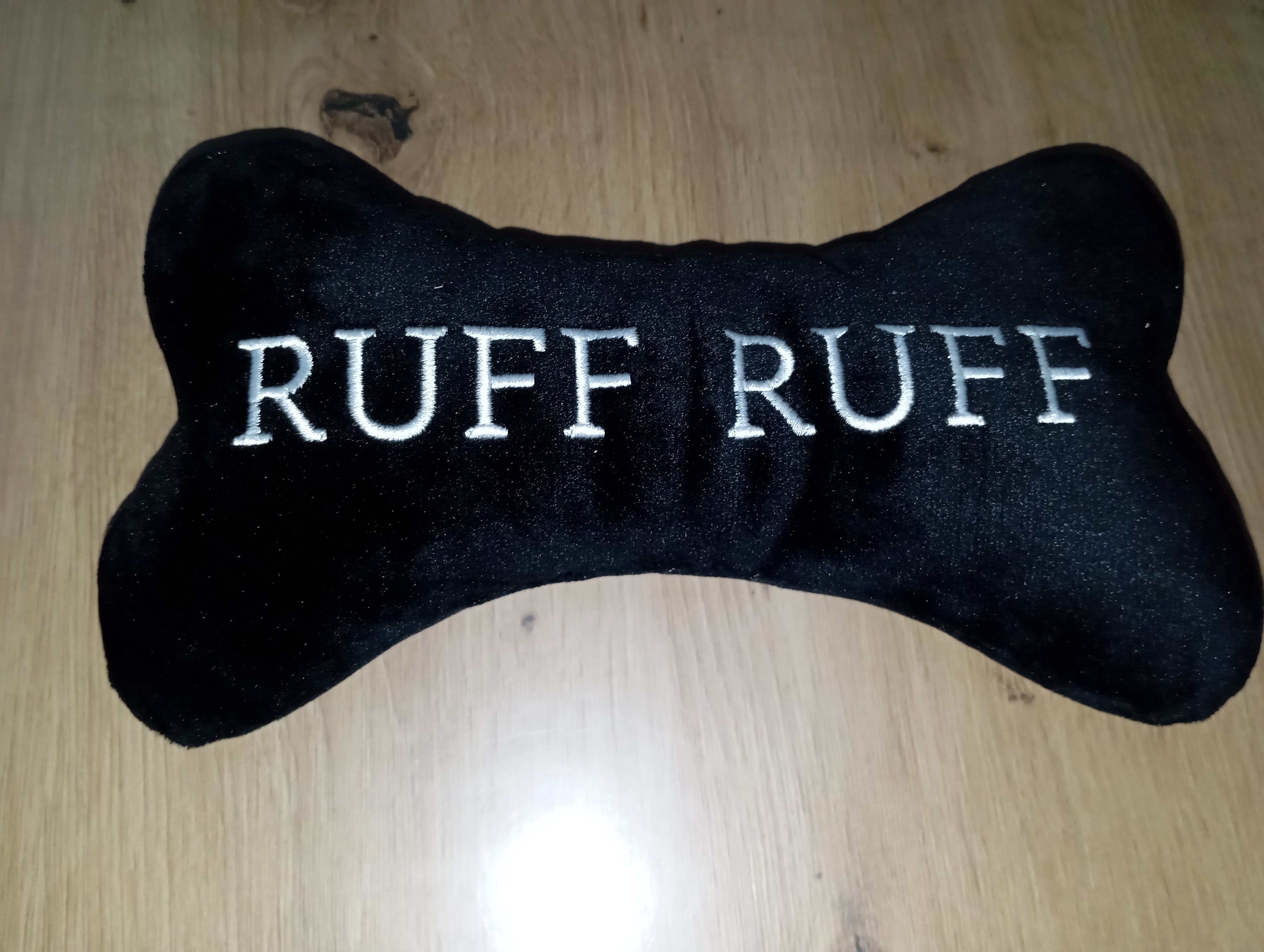 Jouet pour chien en forme d’os