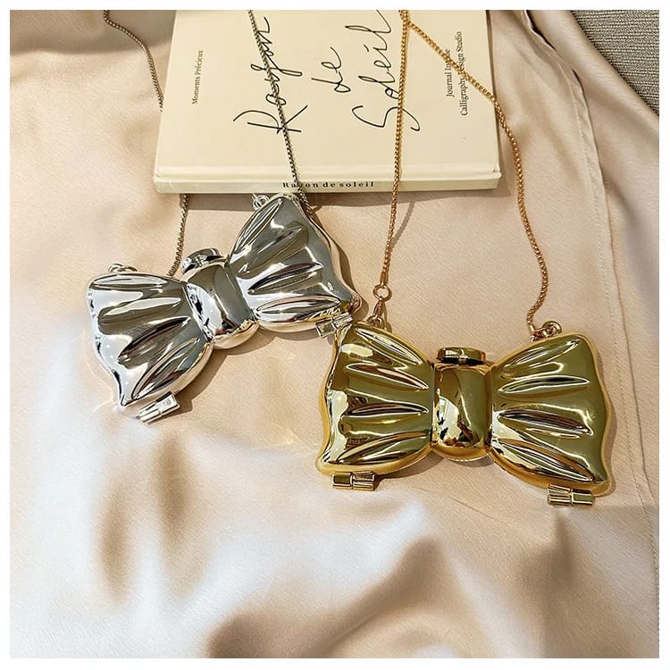 Sajenoksha Bow Evening Clutch