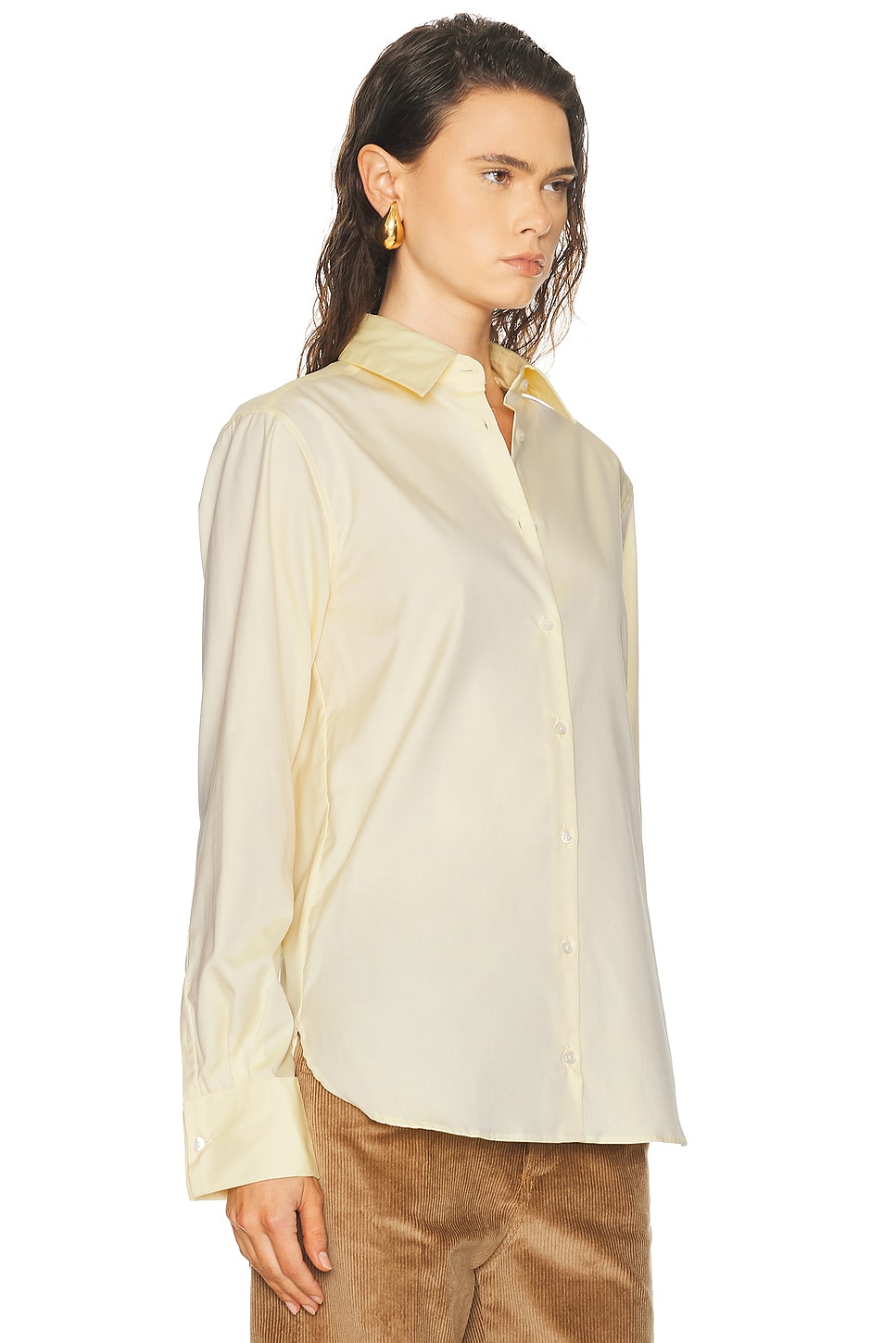 قميص قطني كلاسيكي بياقة مدببة - لون أصفر فاتح (Butter Yellow)