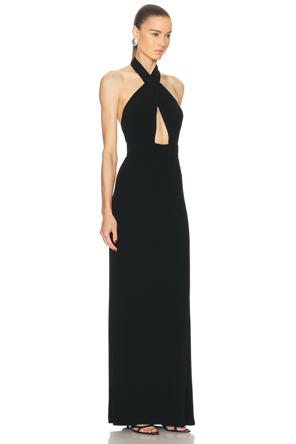 فستان سهرة "ماكسي" أسود بياقة رسن متقاطعة