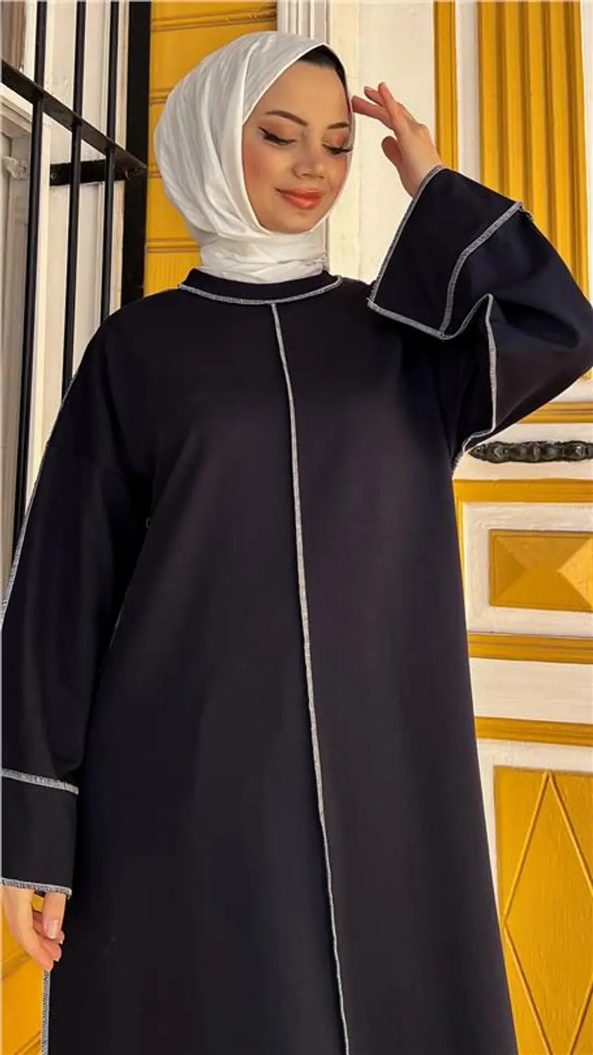 فستان "مولانا" قطني - أسود بتصميم عصري وأطراف محددة