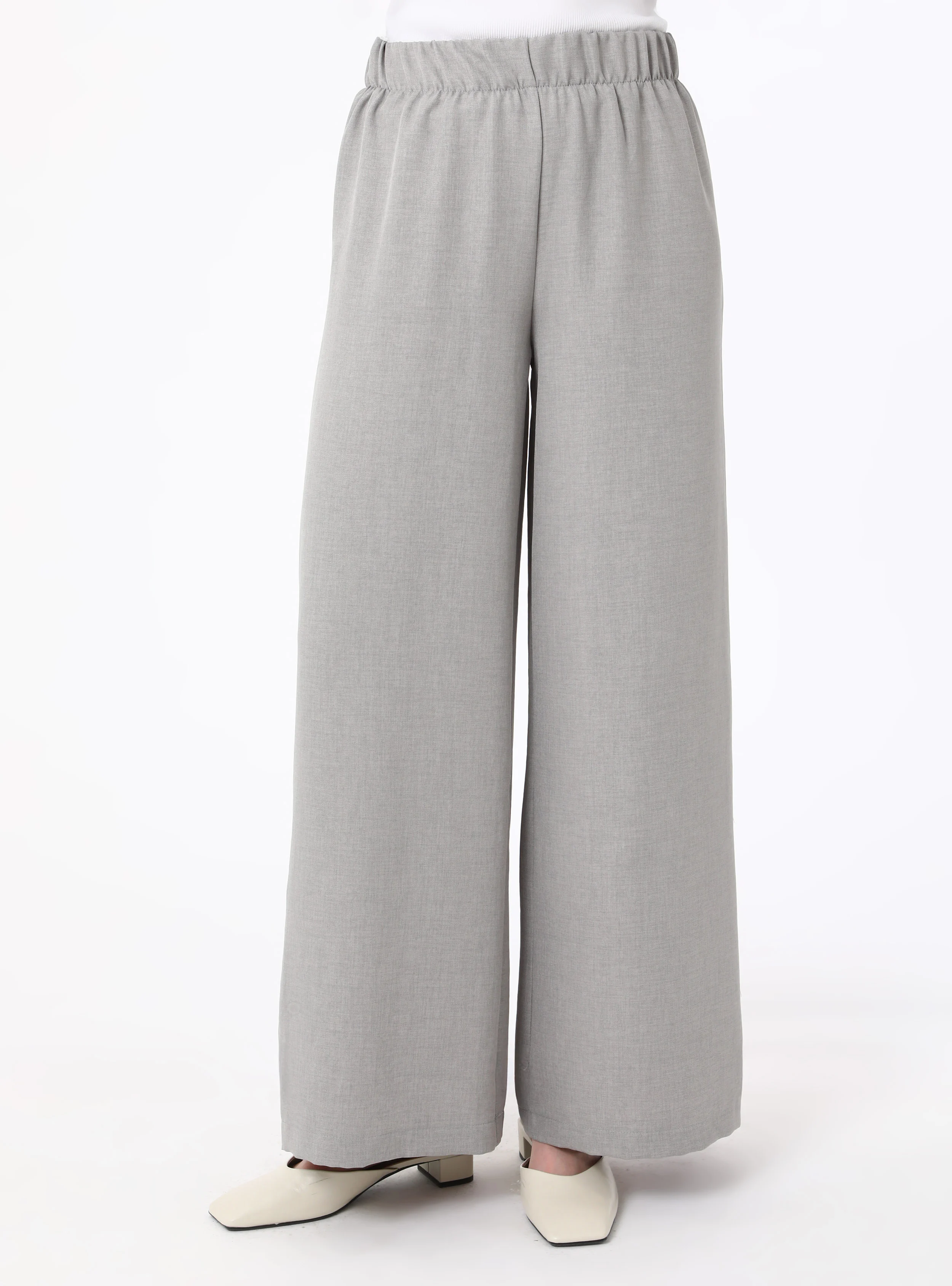 طقم نسائي قطعتين (تونيك وبنطلون) - رمادي عصري