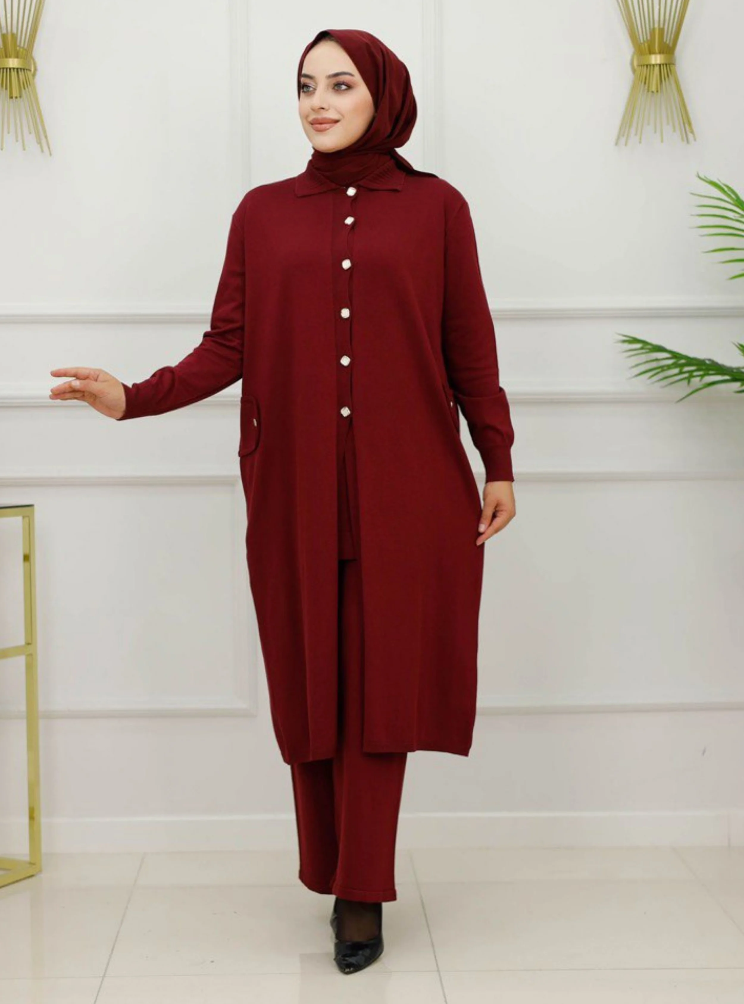 طقم نسائي قطعتين (تونيك وبنطلون) بلون مارون ملكي