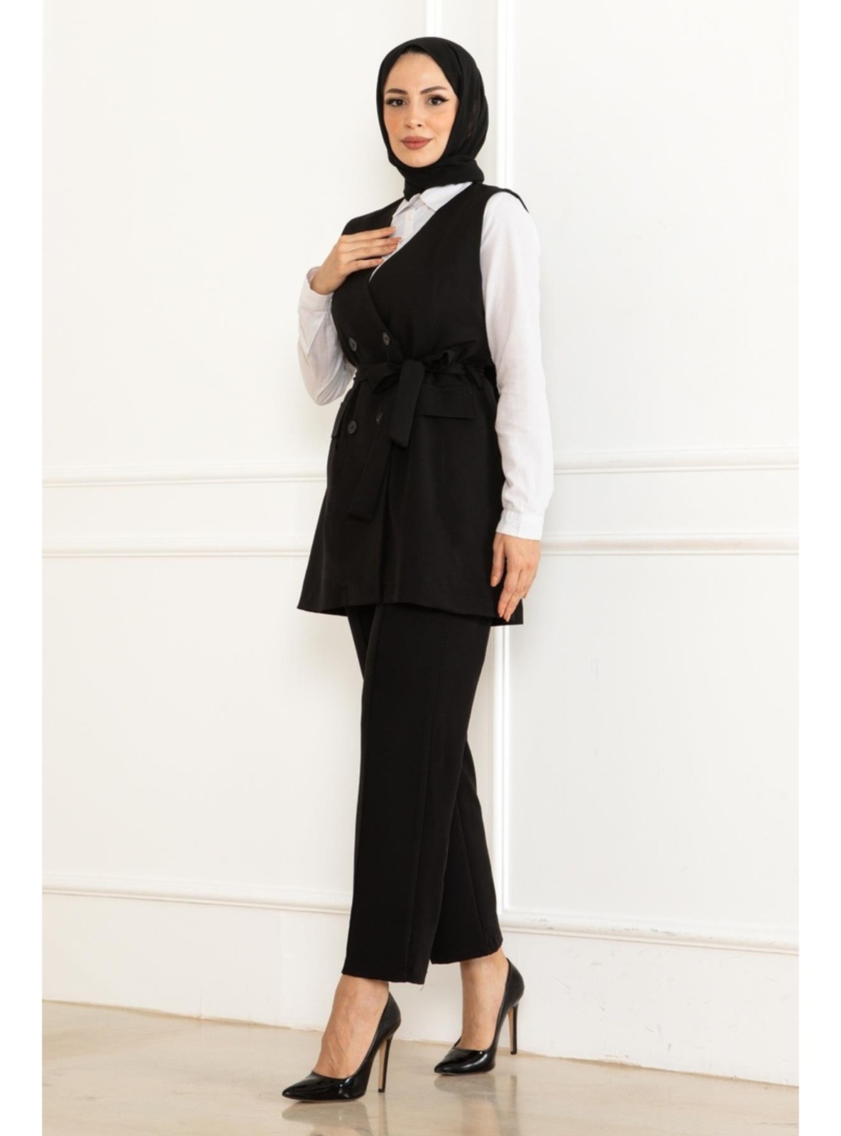طقم نسائي رسمي (قطعتين) - فيست طويل وبنطلون - أسود