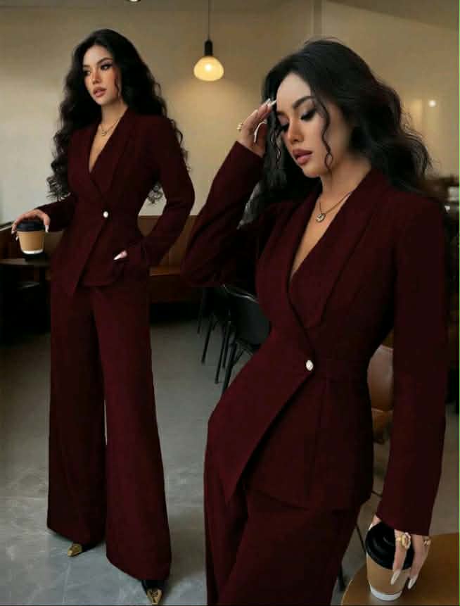 طقم بليزر و بنطلون قماش تركي مبطن بتصميم عصري و أنيق