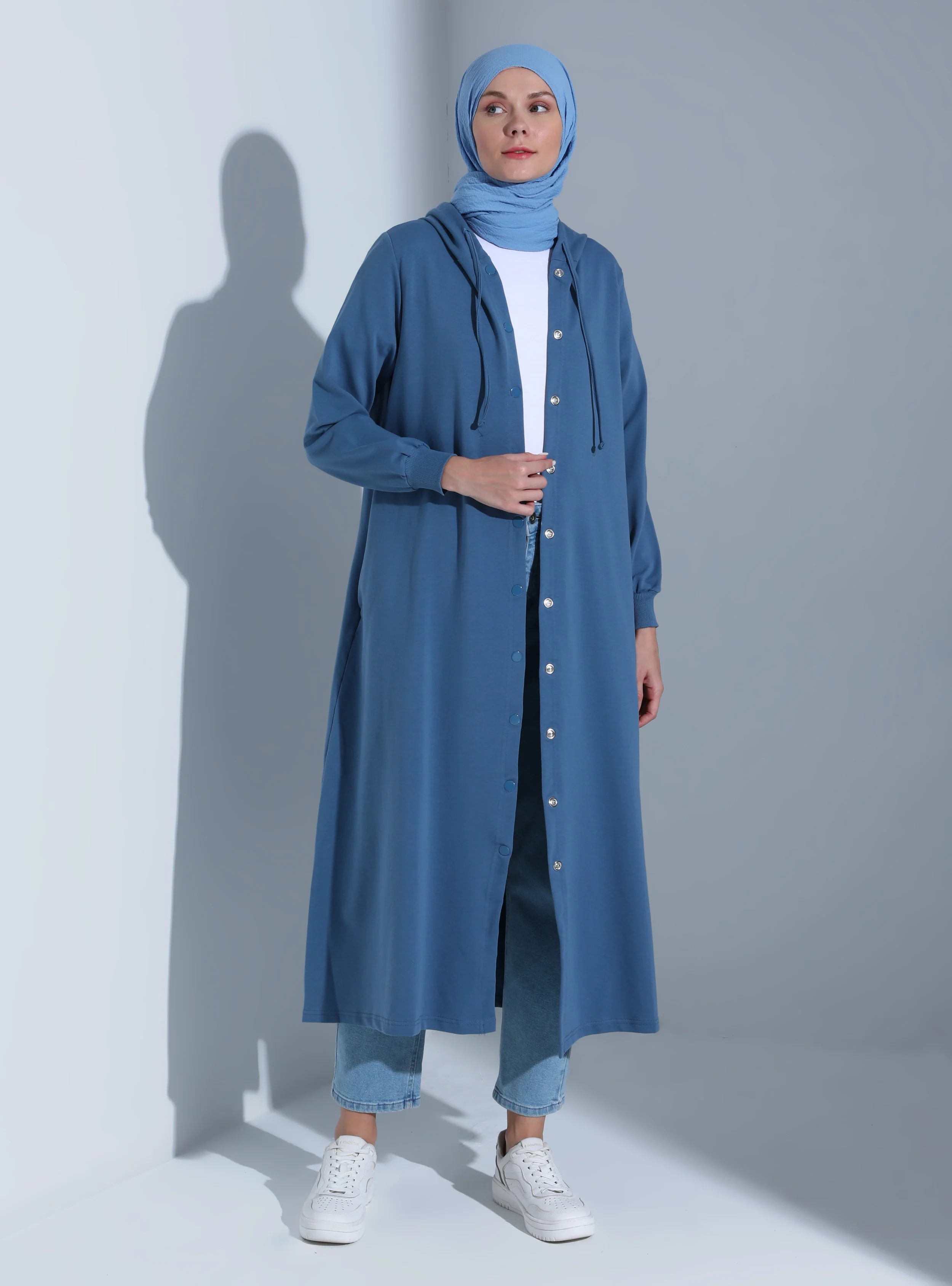  كارديجان نسائي طويل بقلنسوة