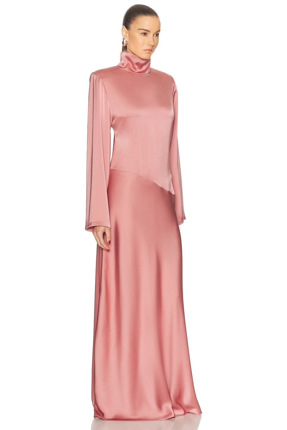 فستان "ماكسي" ستان بياقة مرتفعة ولون وردي مغبر (Dusty Rose)