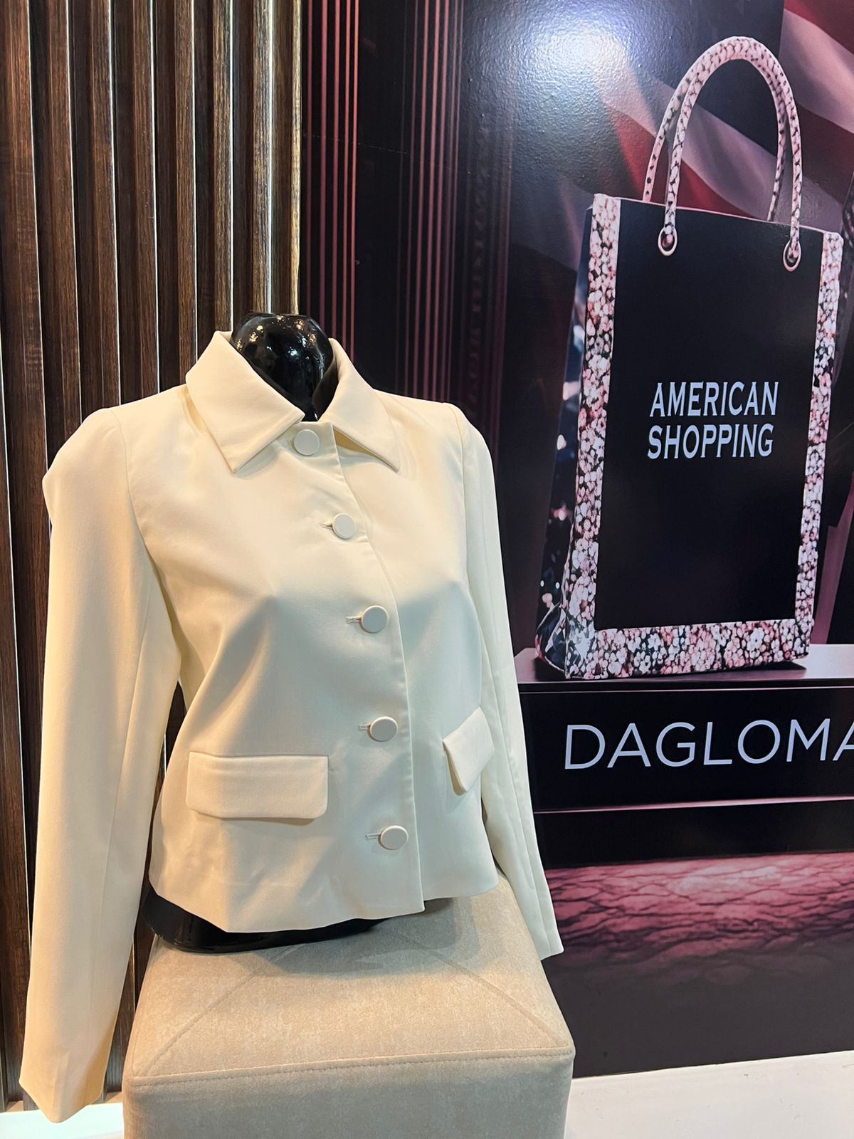 Chaqueta elegante beige