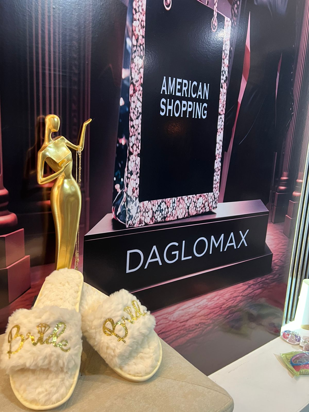 Pantuflas de Felpa Doradas