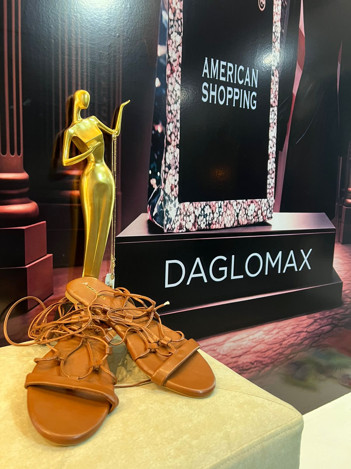 Sandalias de cuero marrón