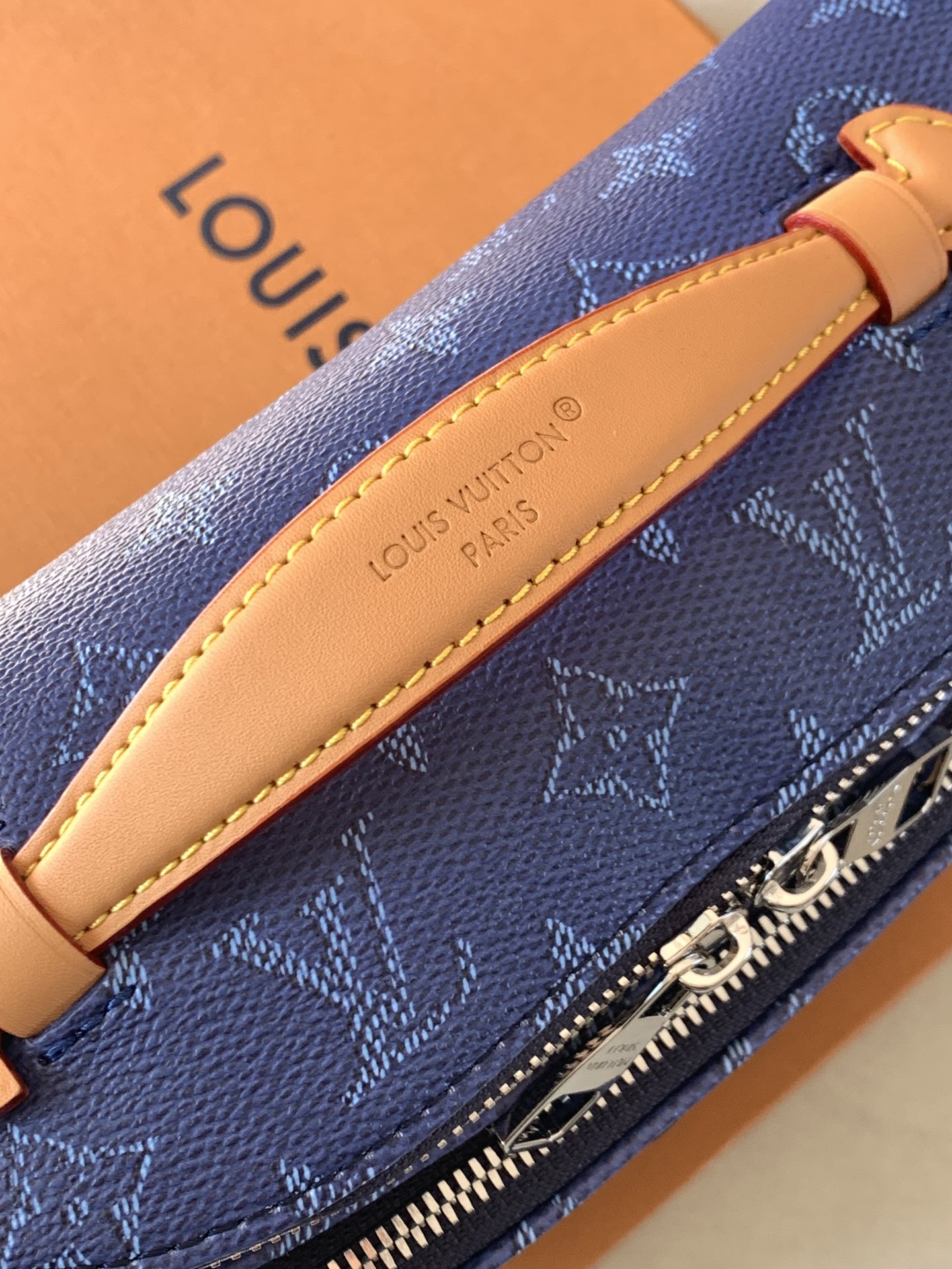 Crossbody Tas（Internal style）