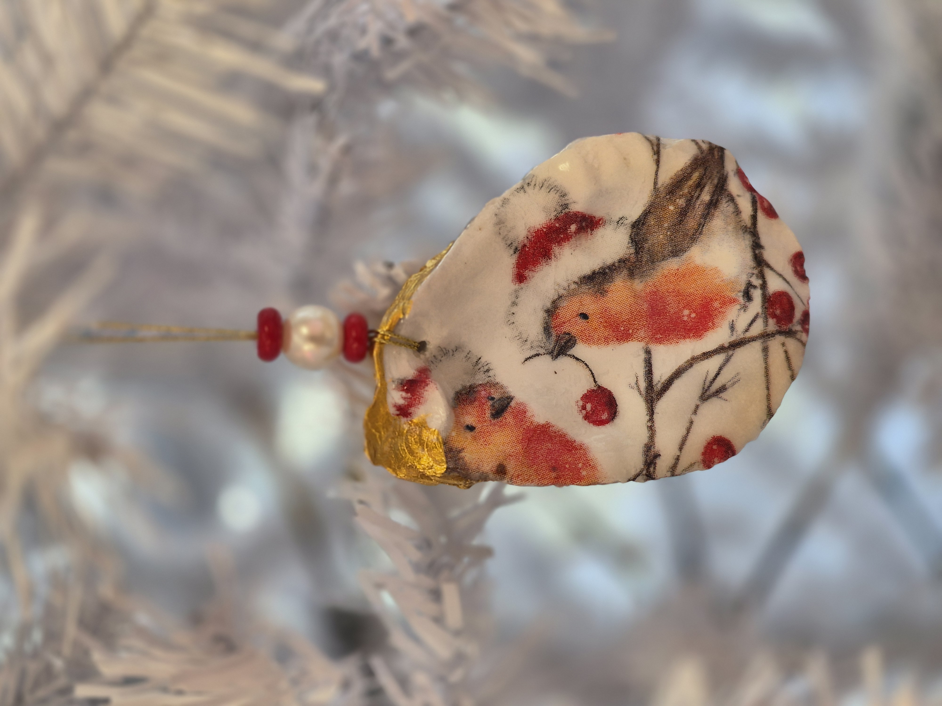 Oyster Shell Decoupage Christmas Ornament - Festive Songbirds