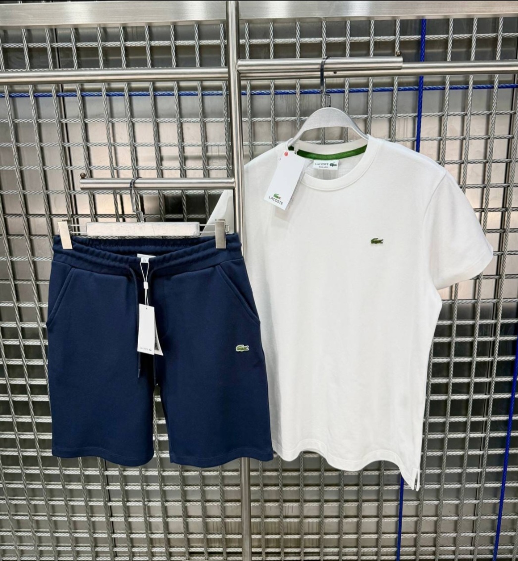 Ensemble Lacoste T-shirt et Short
