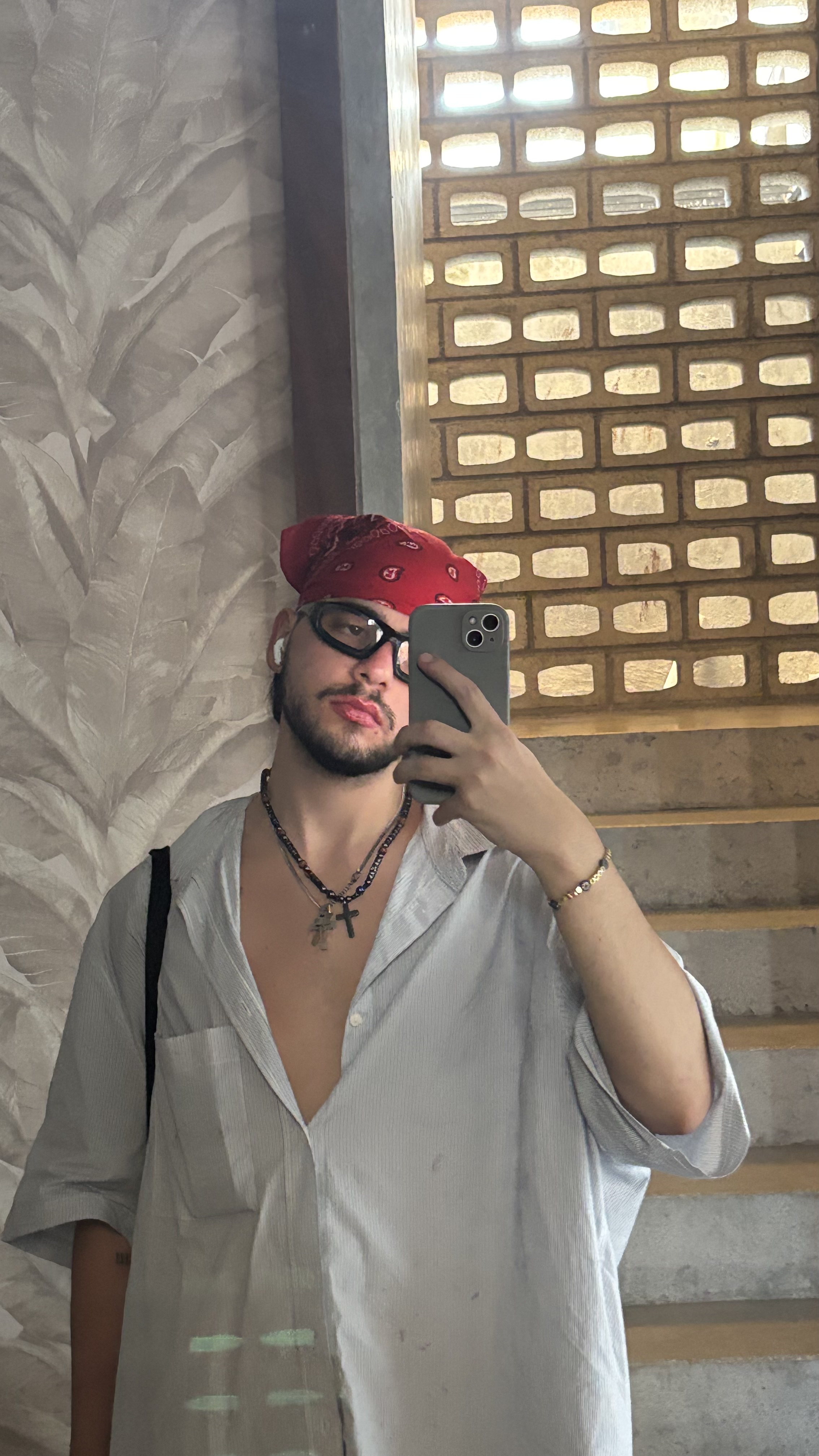 Leo Shortsleeve Button Up