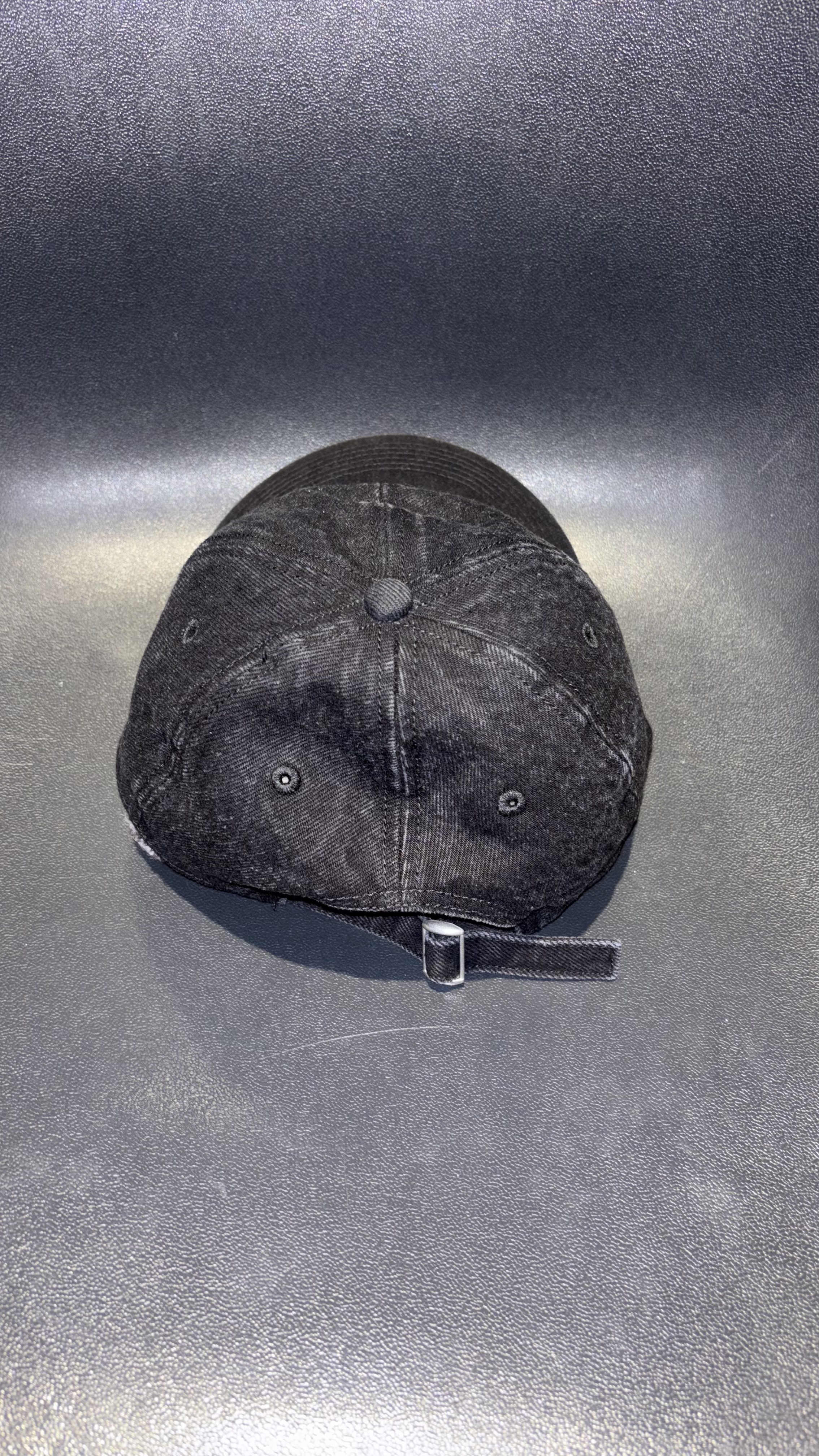 Basic Black Hat for a Basic Bxtch