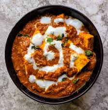 Paneer makhani ( แกงเต้าหู้นมใส่เม็ดมะม่วงป่น )