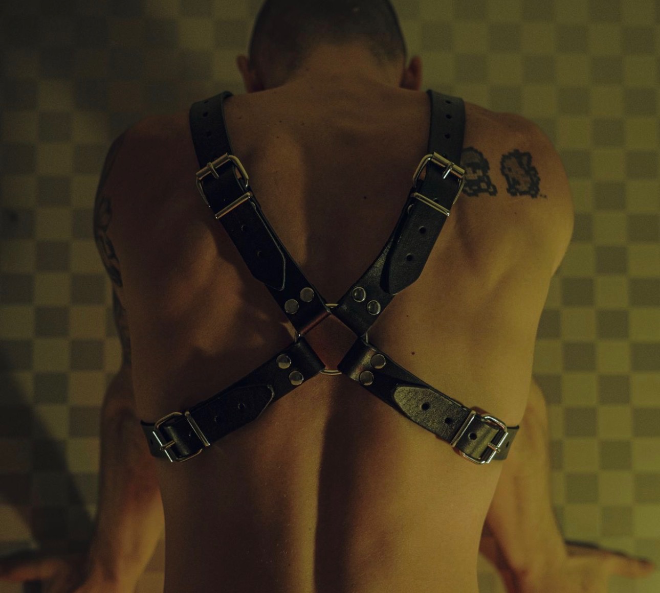 Harnais buste cuir homme 