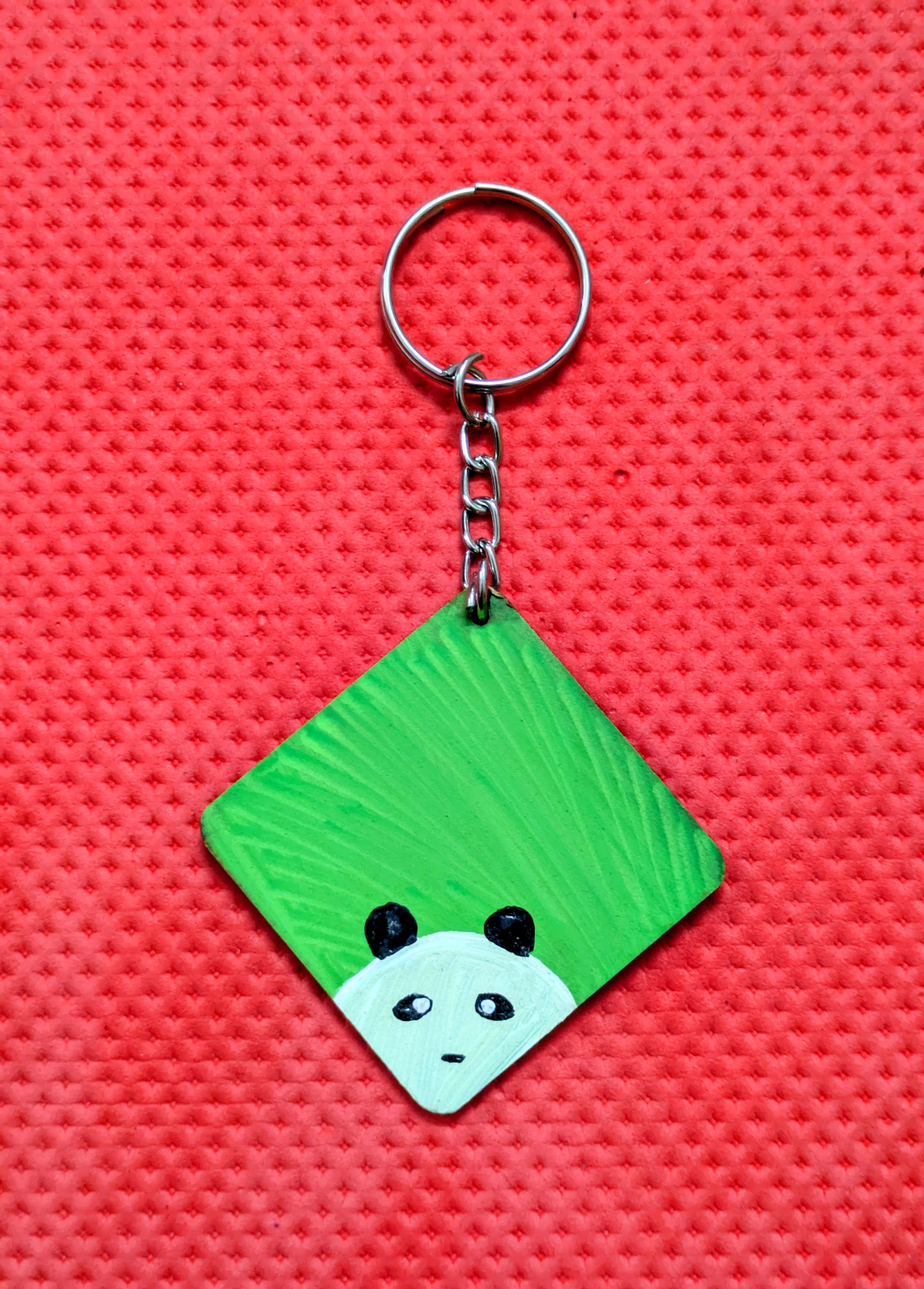 Test-Hiding Bear Travel Pouch