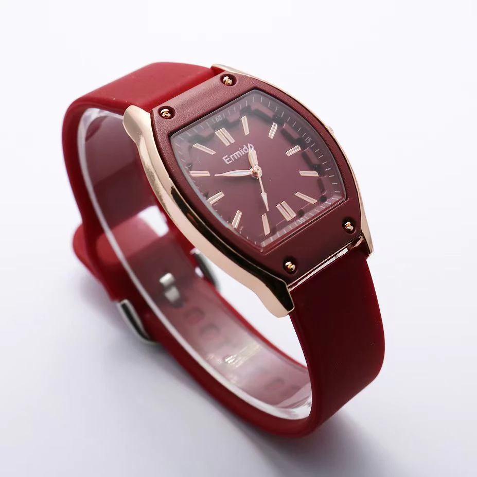 Silicone Quartz Watch for Women — Luminous Barrel-Shaped Fashion Student Gift Watch — Retro.