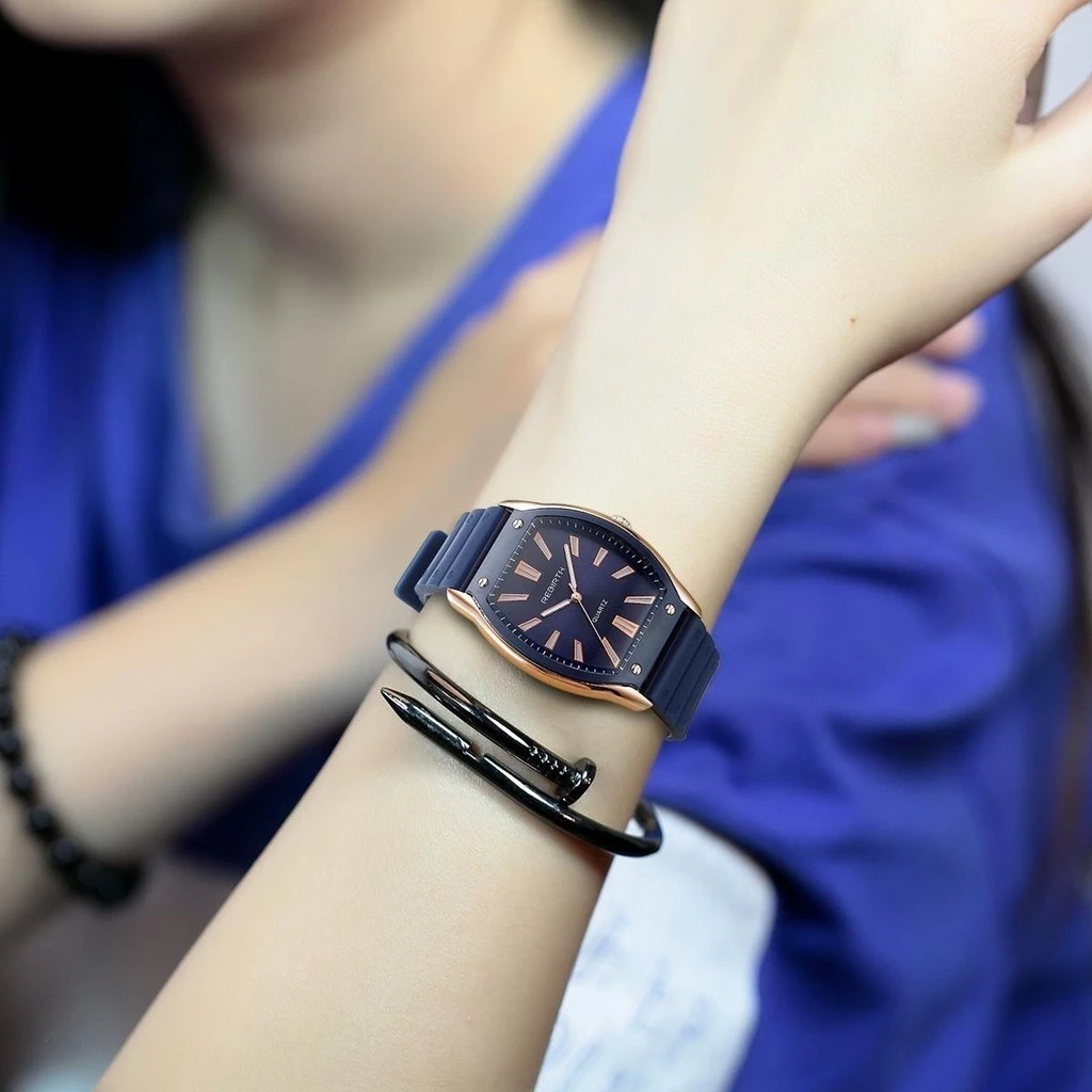 Silicone Quartz Watch for Women — Waterproof, Elegant Square Fashion Design, Ladies’ Luminous Display Casual Wristwatch — POSHI.