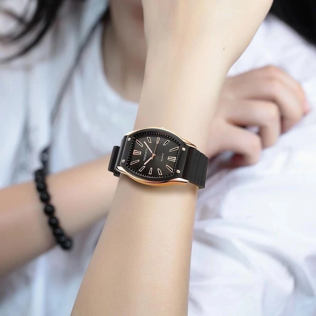 Silicone Quartz Watch for Women — Luminous Barrel-Shaped Fashion Student Gift Watch — Retro.