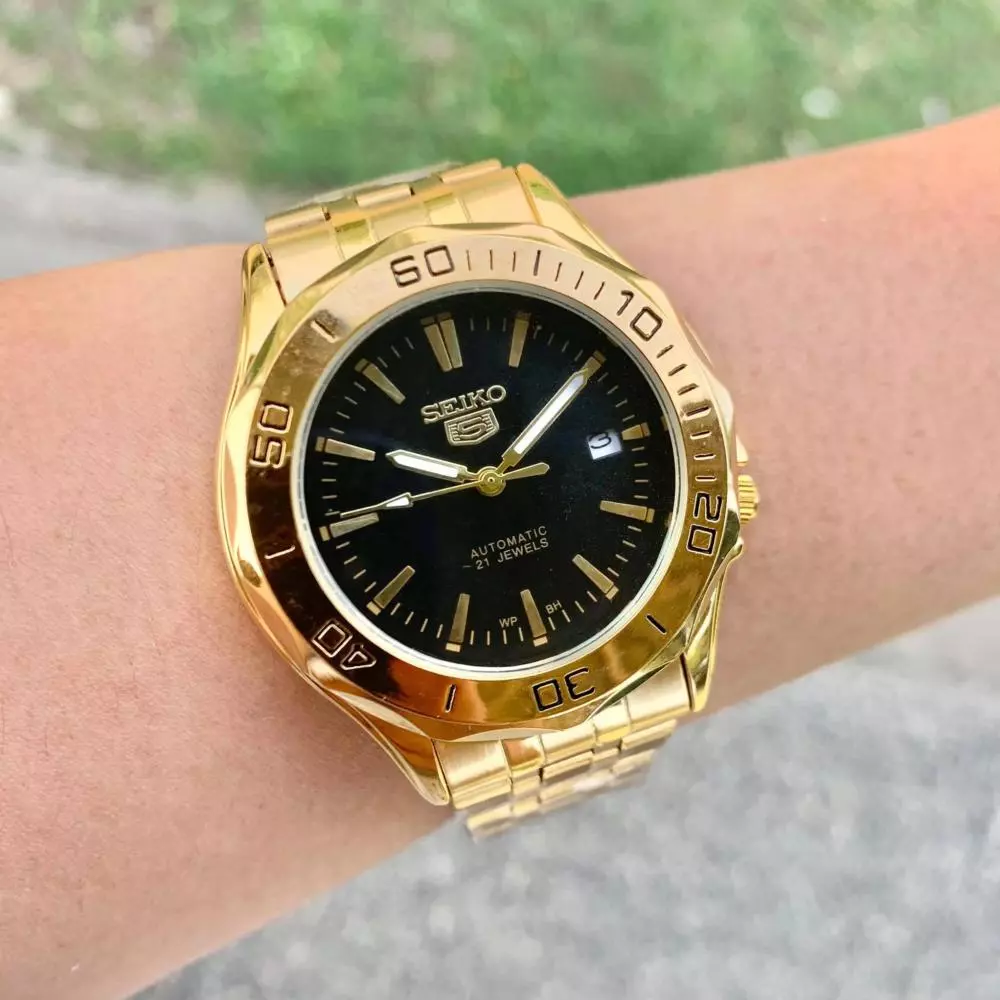 Seiko 5 Sports Men’s Watch — Automatic 21 Jewels, Date Display, Black Dial, Silver Stainless Steel