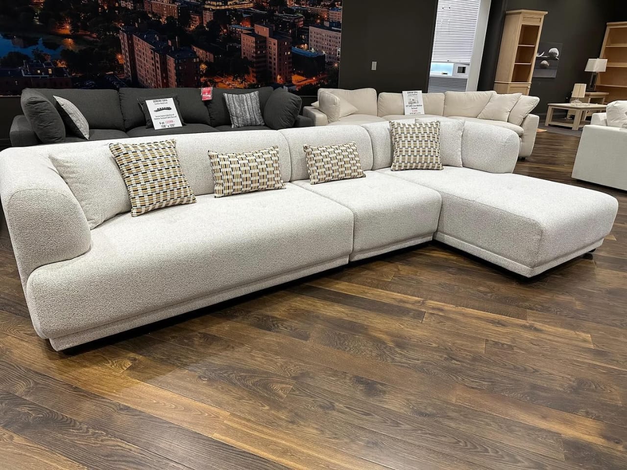 تنجيد حديث للأرائك على شكل حرف L - أفضل أثاث منزلي في الرياض