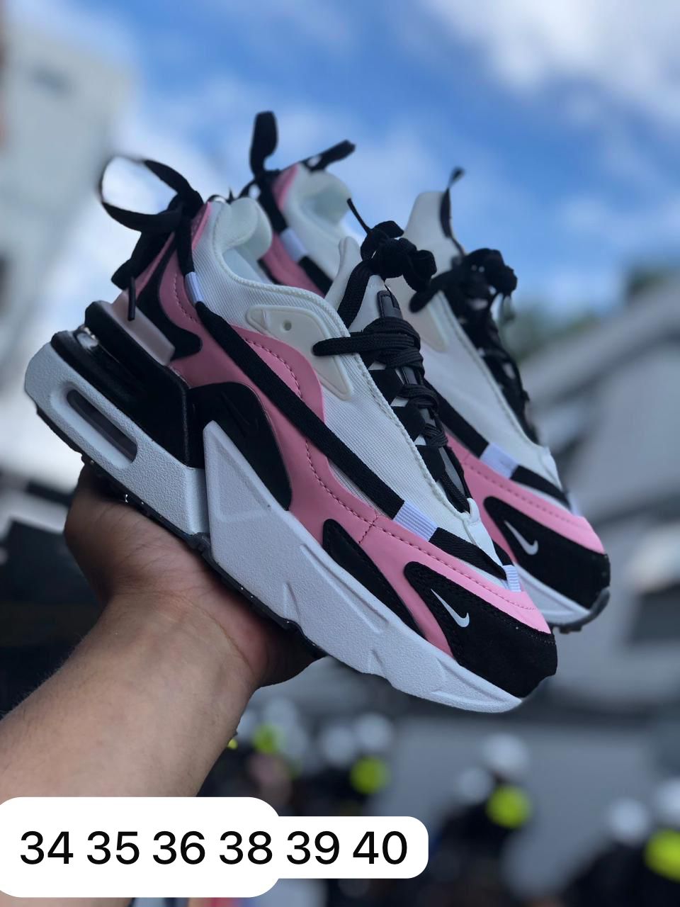 Nike Air Max Furiosa