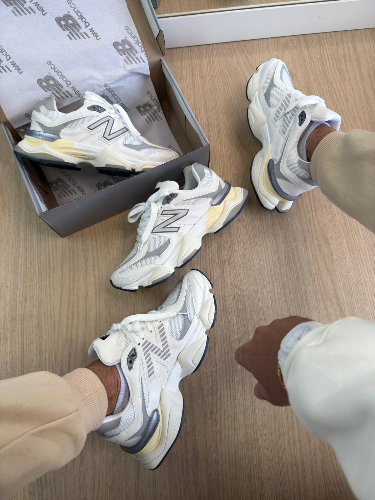 Tênis New Balance 9060