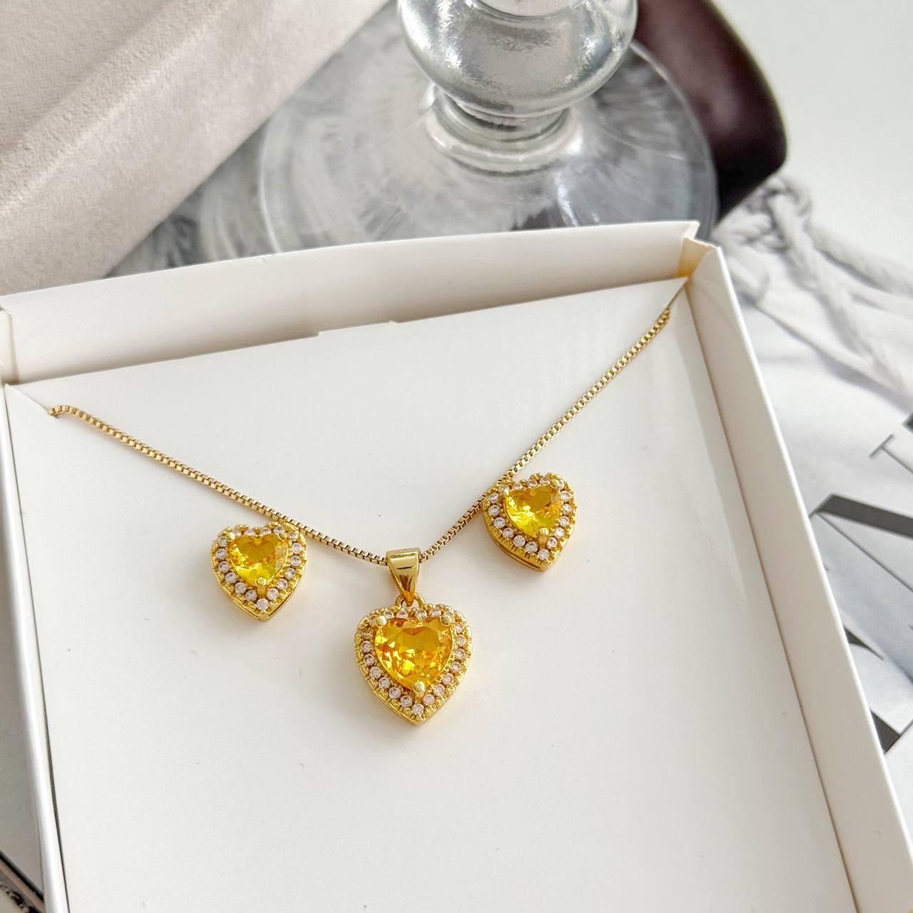 conjunto de coracao amarelo banhado a ouro